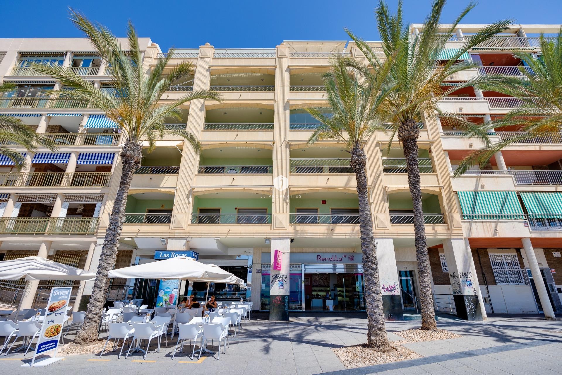 D'occasion - Appartement -
Torrevieja - Paseo maritimo