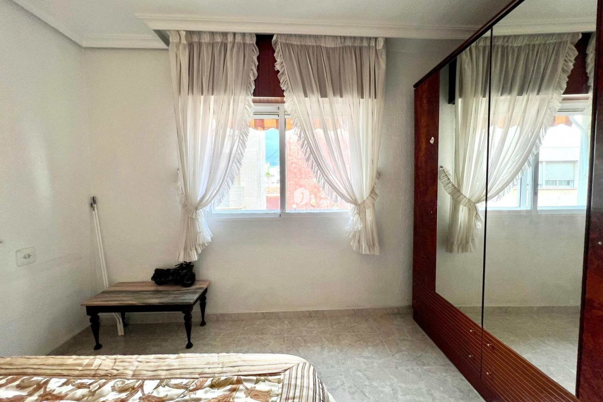 D'occasion - Appartement -
Torrevieja - Paseo maritimo