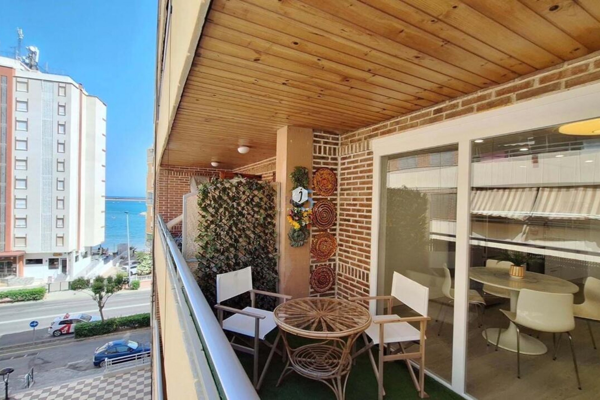 D'occasion - Appartement -
Torrevieja - Playa Acecion