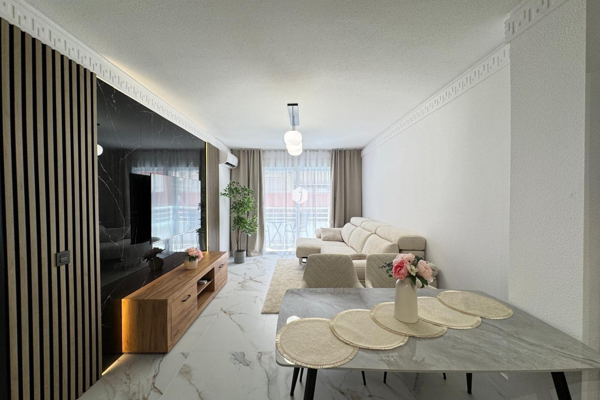 D'occasion - Appartement -
Torrevieja - Playa de los Locos