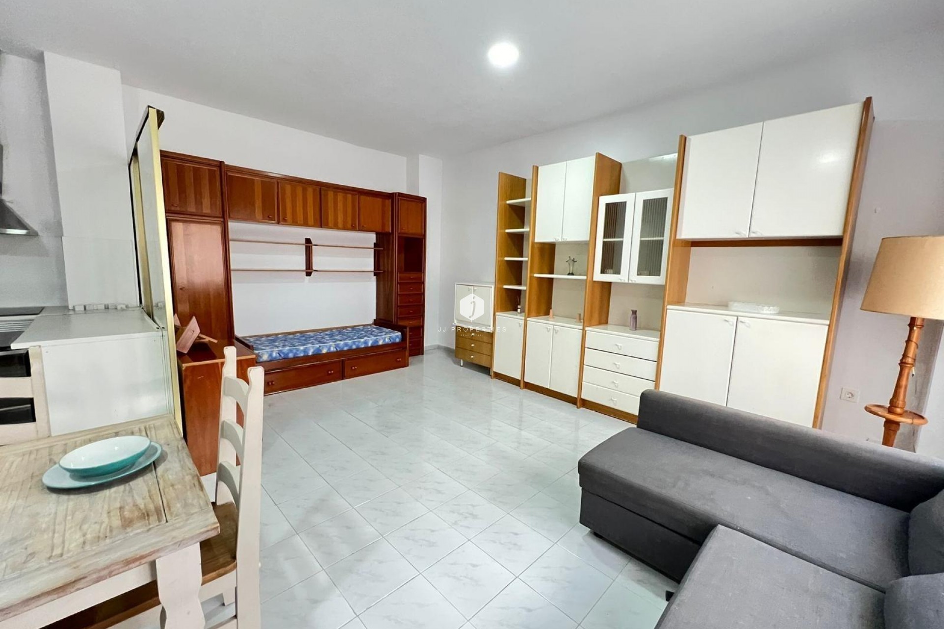 D'occasion - Appartement -
Torrevieja - Playa de los Locos