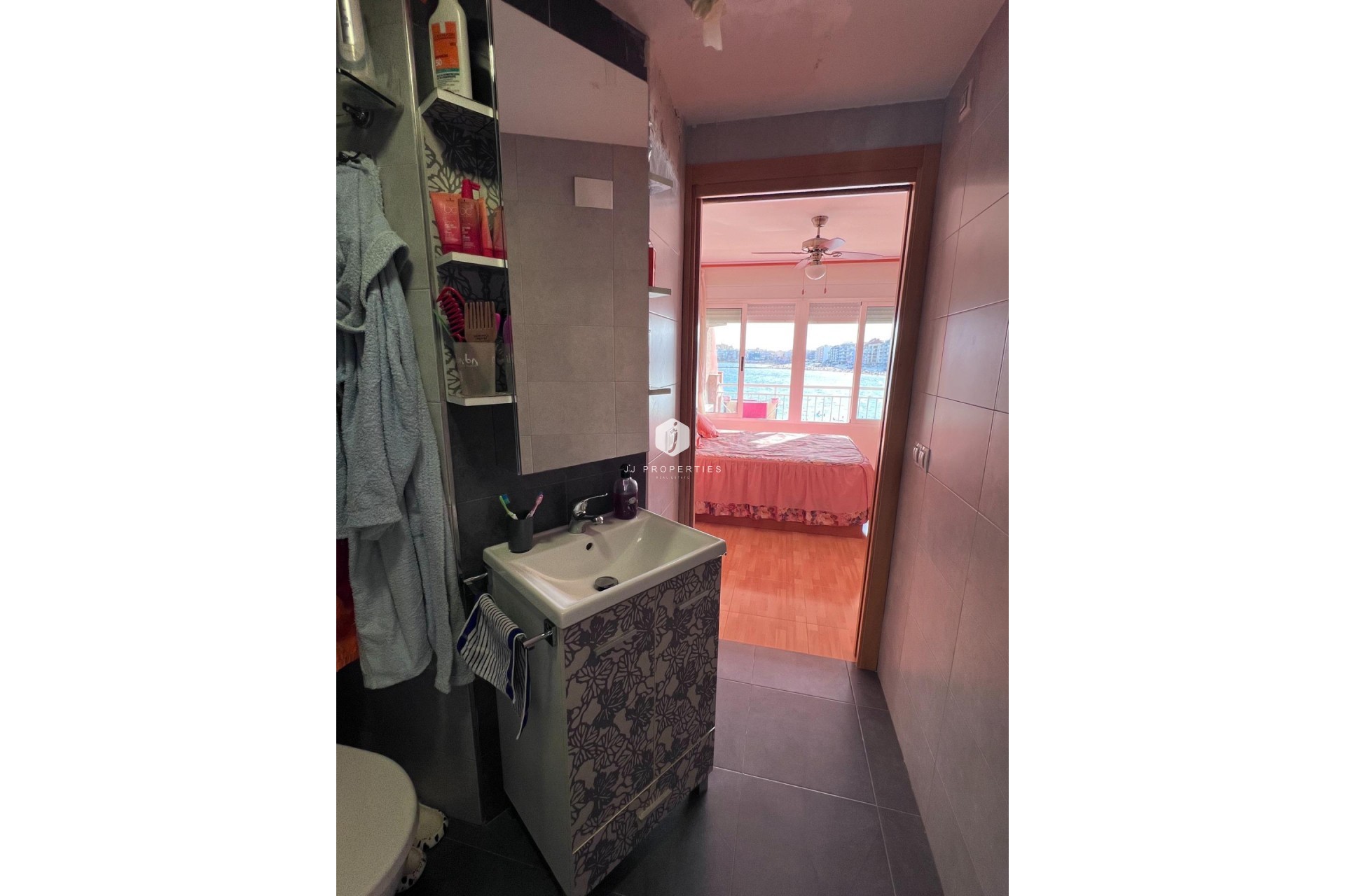 D'occasion - Appartement -
Torrevieja - Playa de los Locos