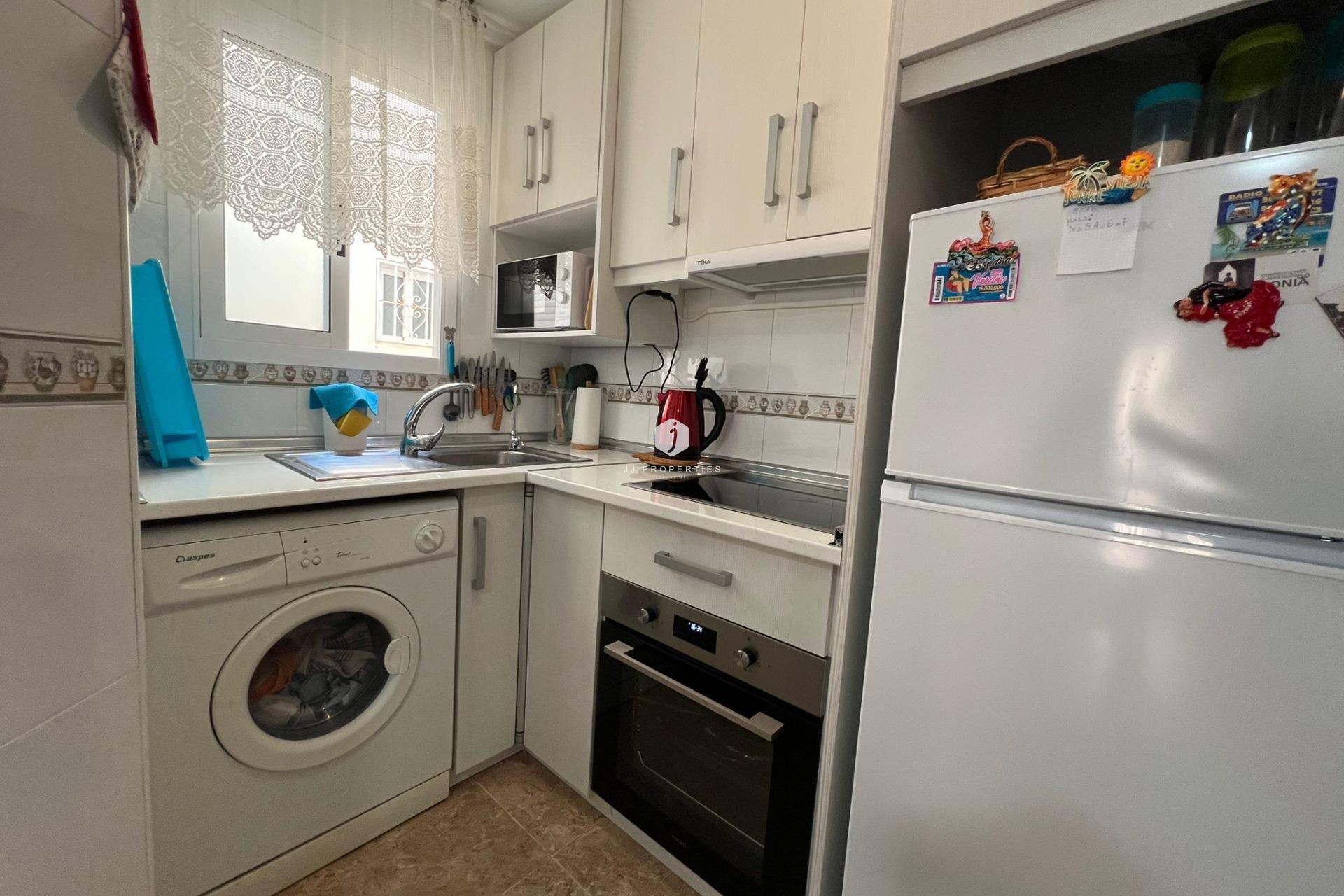 D'occasion - Appartement -
Torrevieja - Playa de los Locos