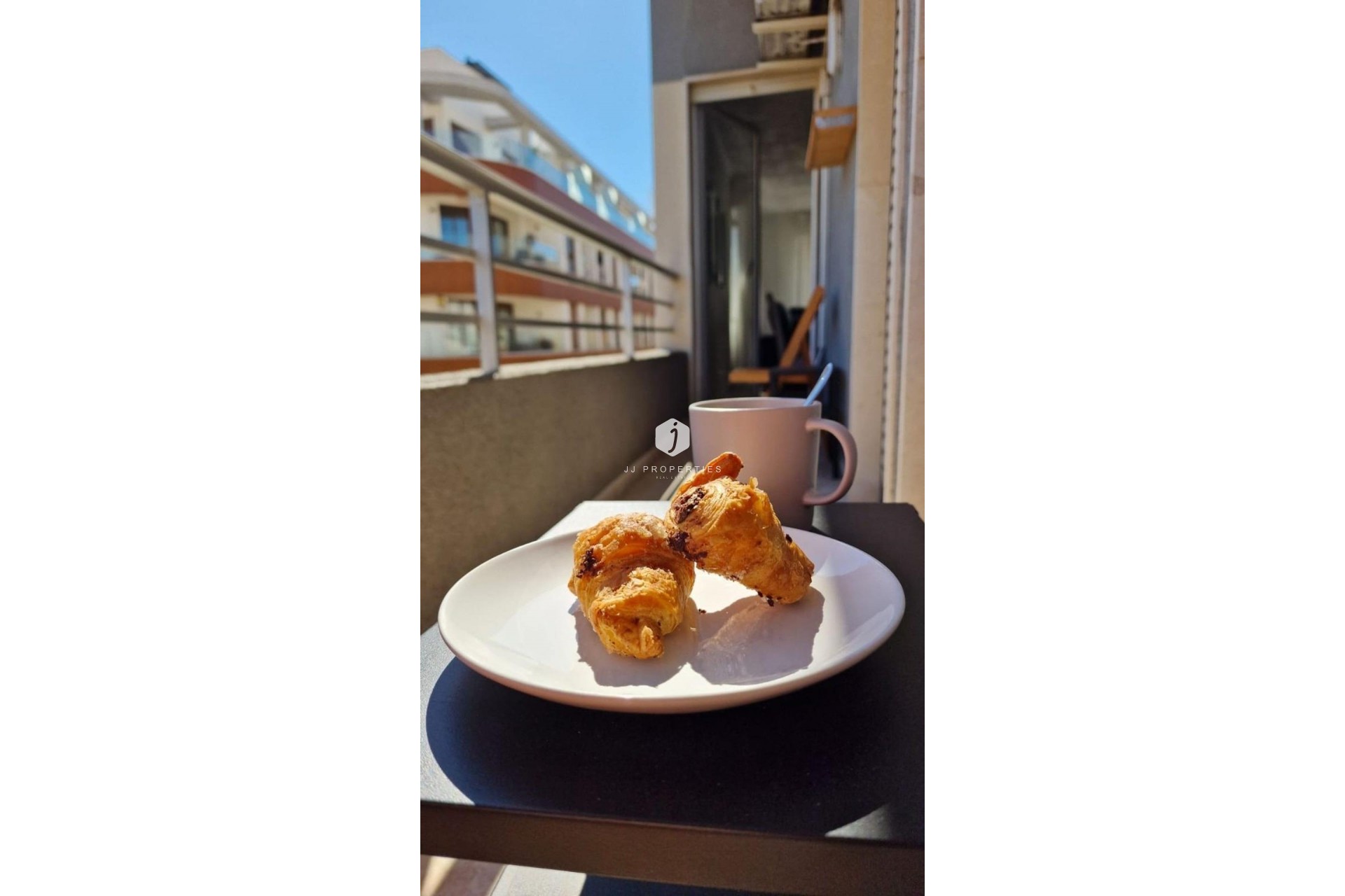 D'occasion - Appartement -
Torrevieja - Playa de los Locos