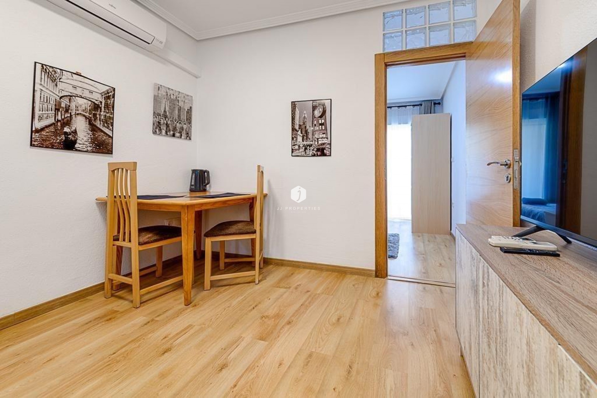 D'occasion - Appartement -
Torrevieja - Playa de los Locos