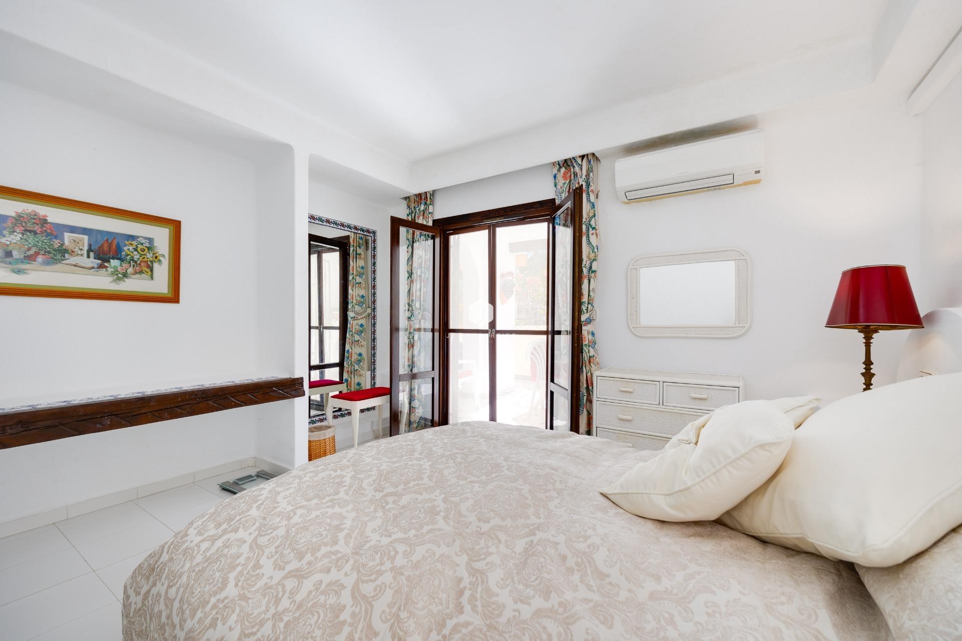 D'occasion - Appartement -
Torrevieja - Playa de los Locos