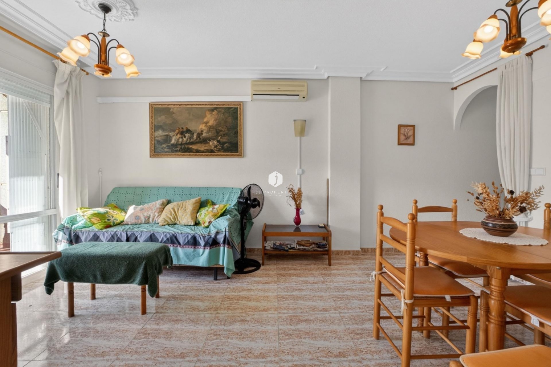 D'occasion - Appartement -
Torrevieja - Playa de los locos