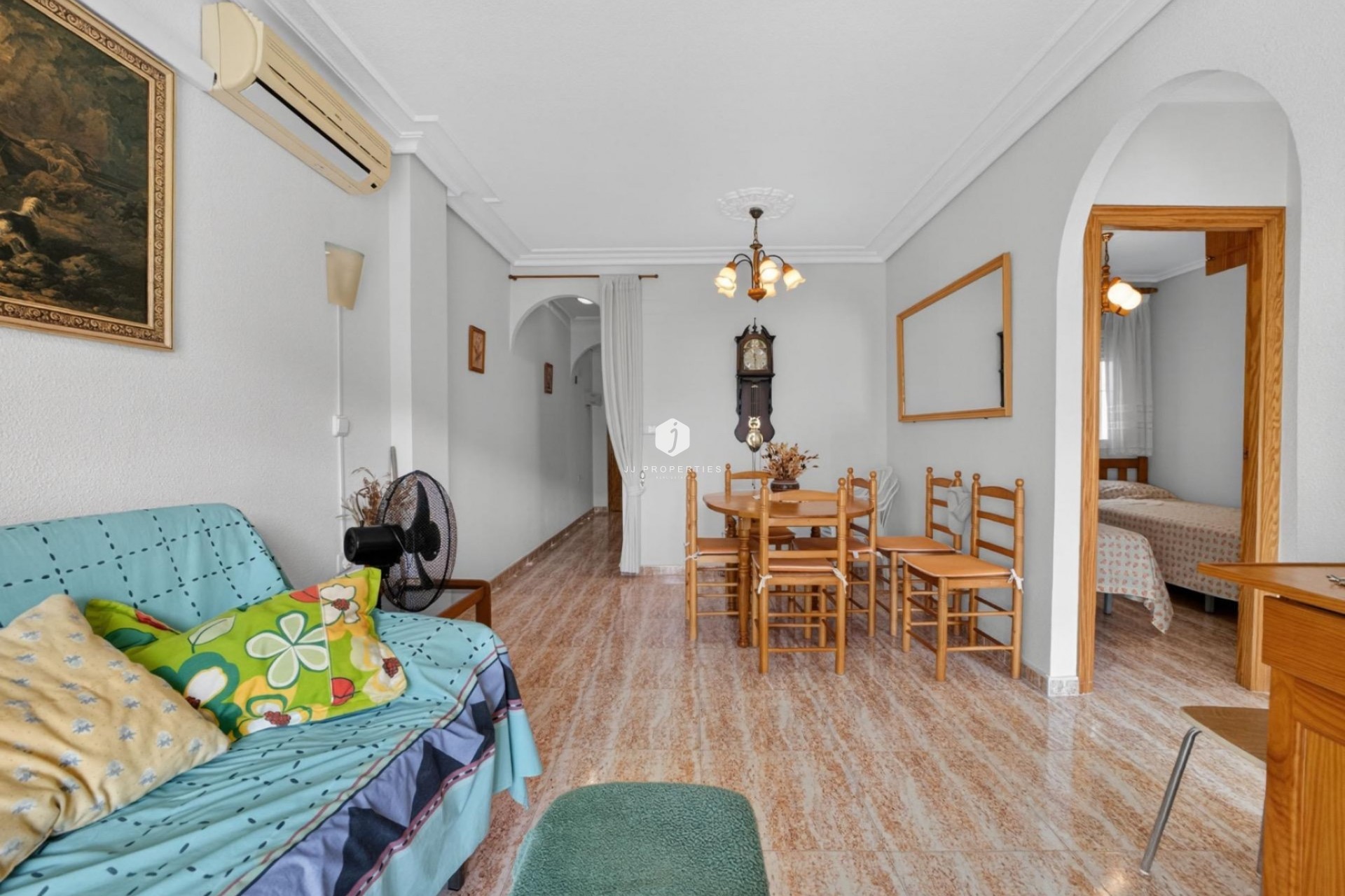 D'occasion - Appartement -
Torrevieja - Playa de los locos
