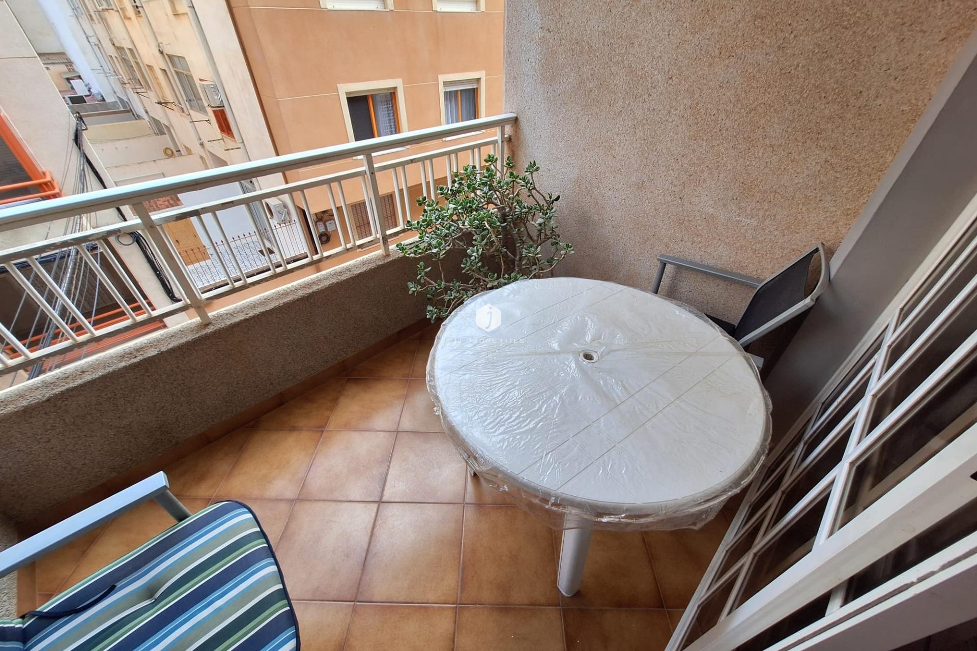 D'occasion - Appartement -
Torrevieja - Playa de los Locos