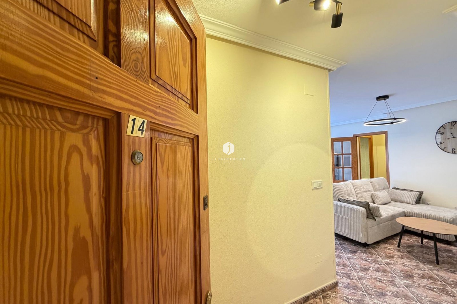D'occasion - Appartement -
Torrevieja - Playa de los Locos