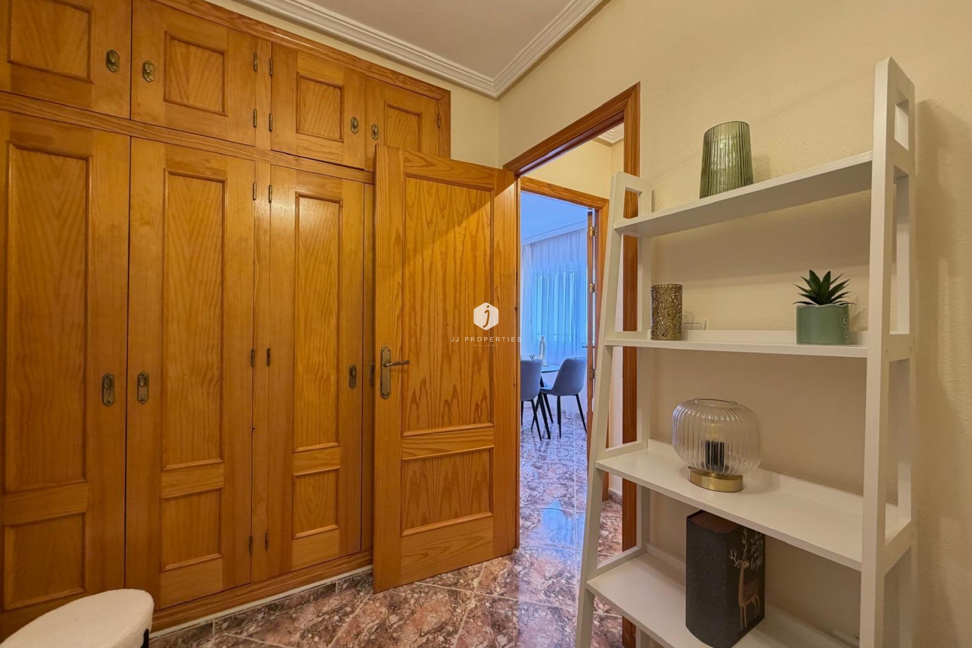 D'occasion - Appartement -
Torrevieja - Playa de los Locos