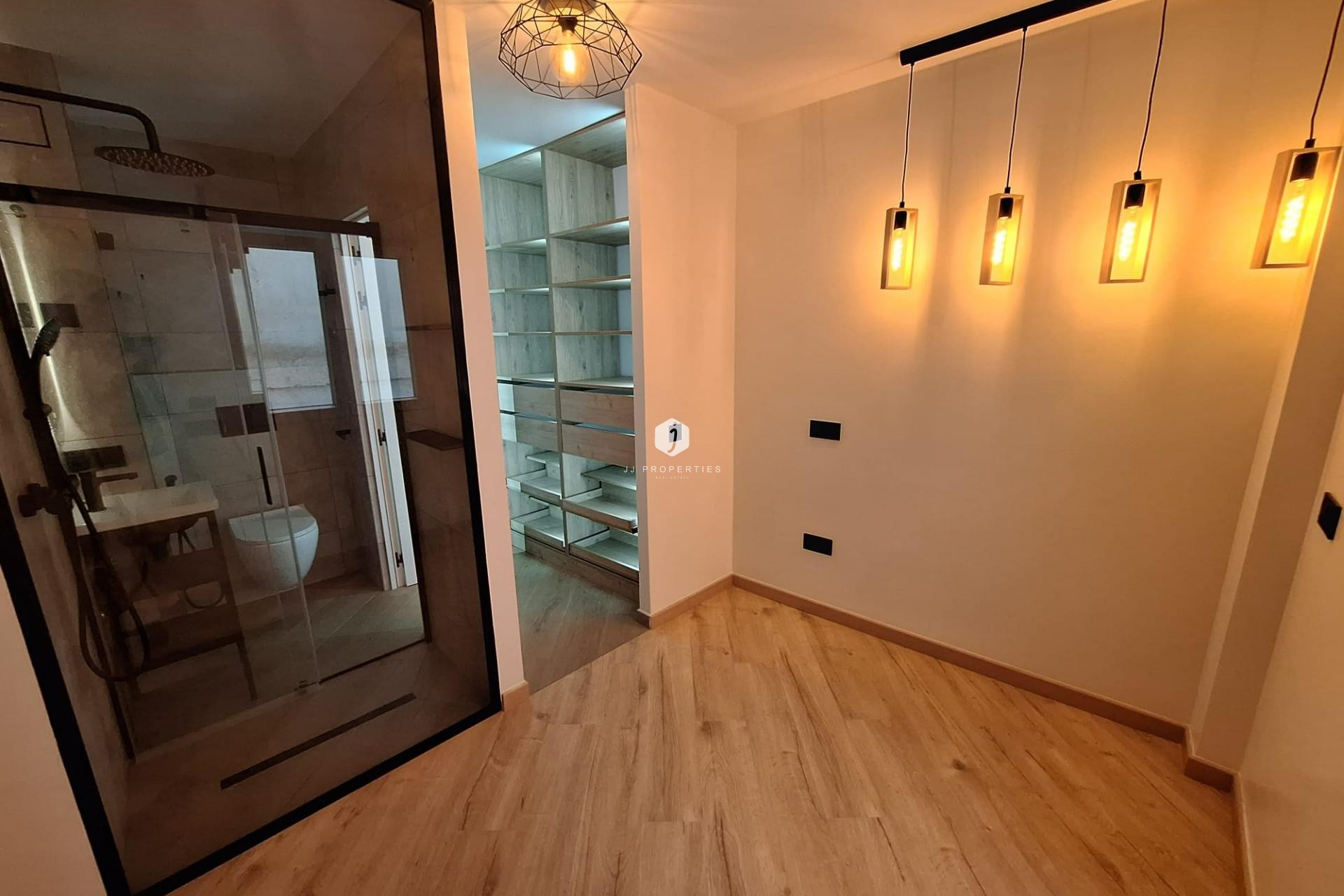 D'occasion - Appartement -
Torrevieja - Playa de los Locos