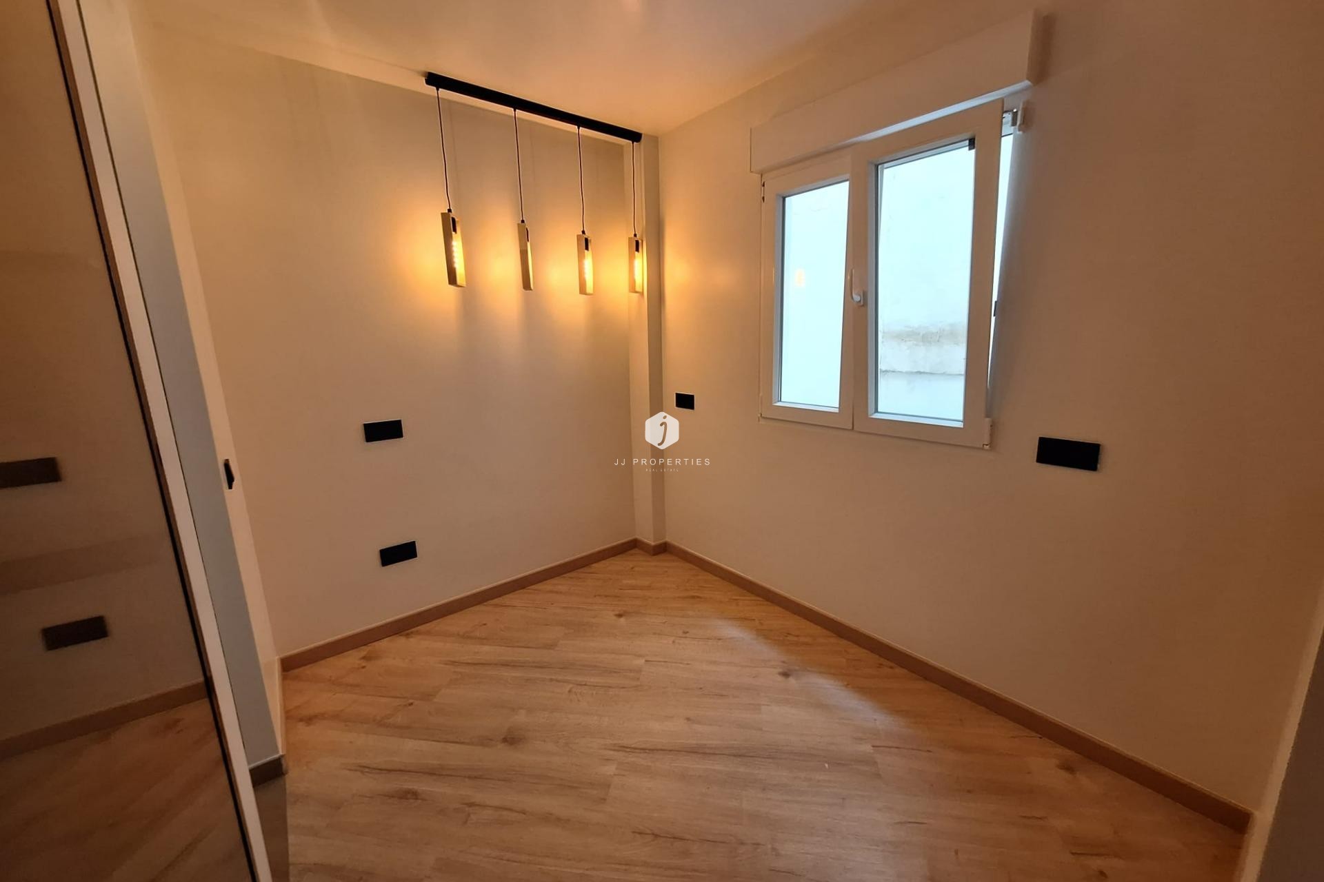 D'occasion - Appartement -
Torrevieja - Playa de los Locos