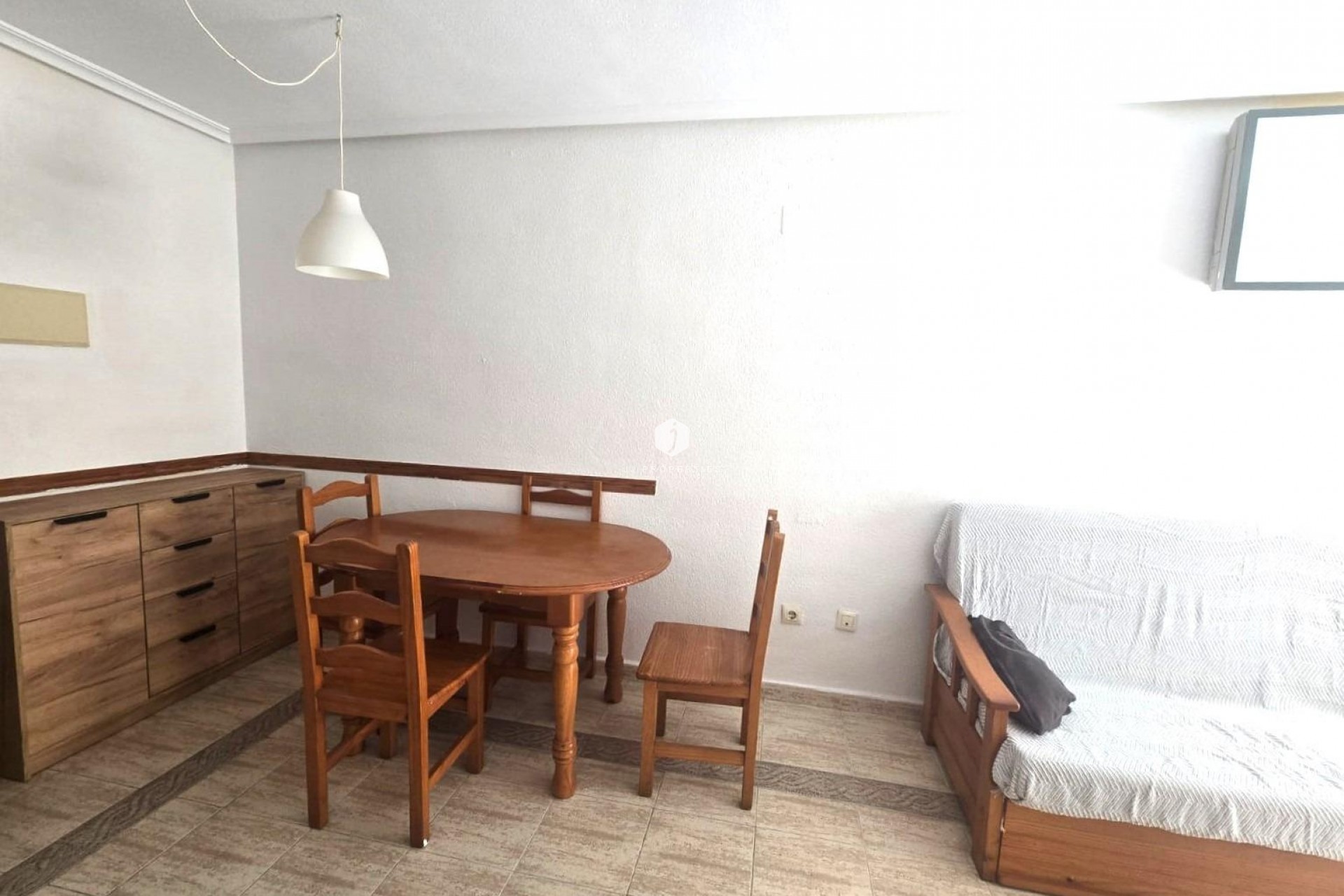 D'occasion - Appartement -
Torrevieja - Playa de los Locos