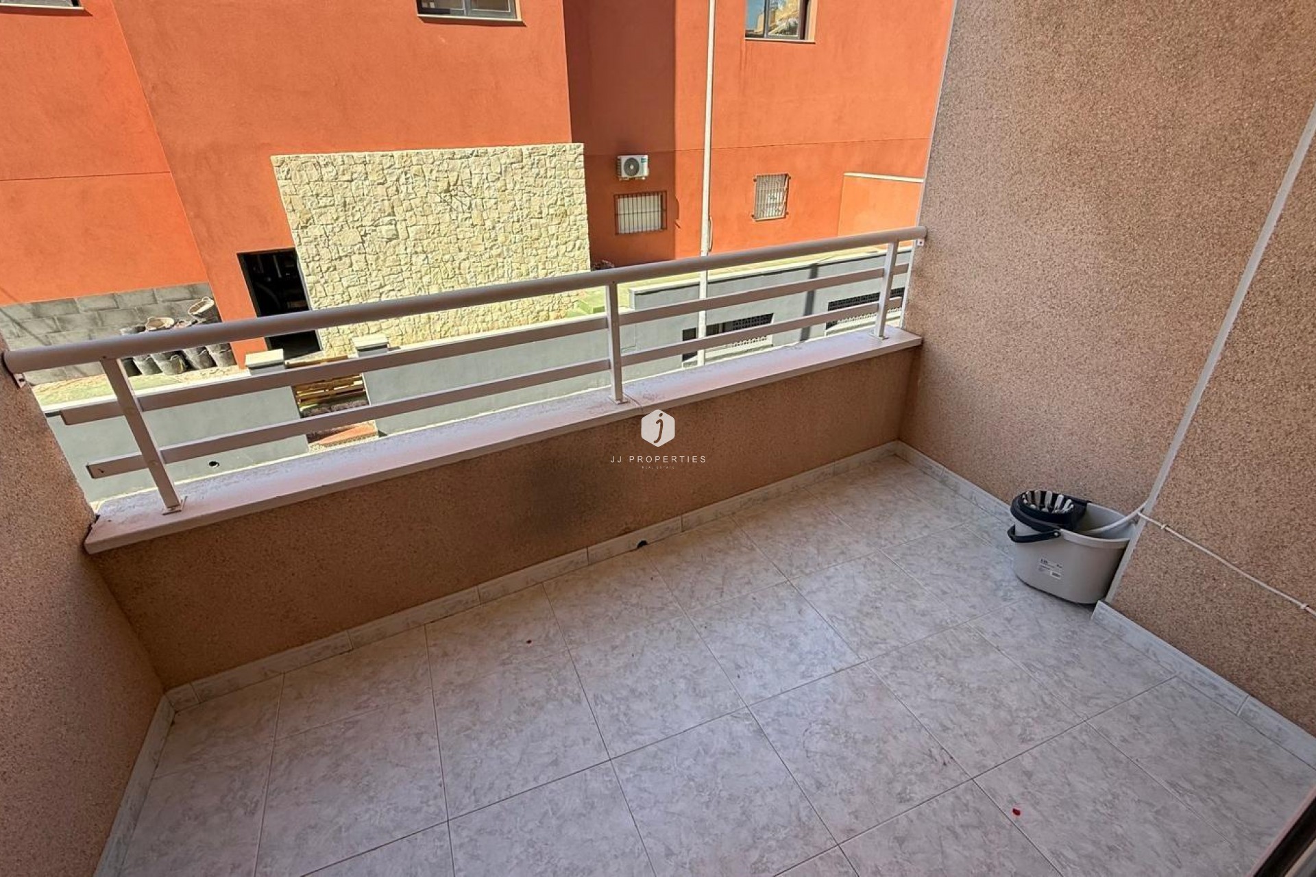 D'occasion - Appartement -
Torrevieja - Playa de los Locos
