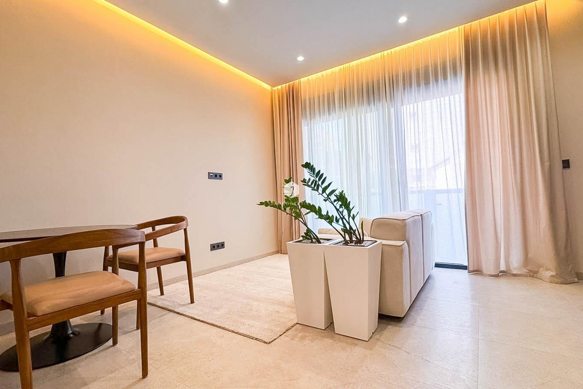 D'occasion - Appartement -
Torrevieja - Playa de los Locos