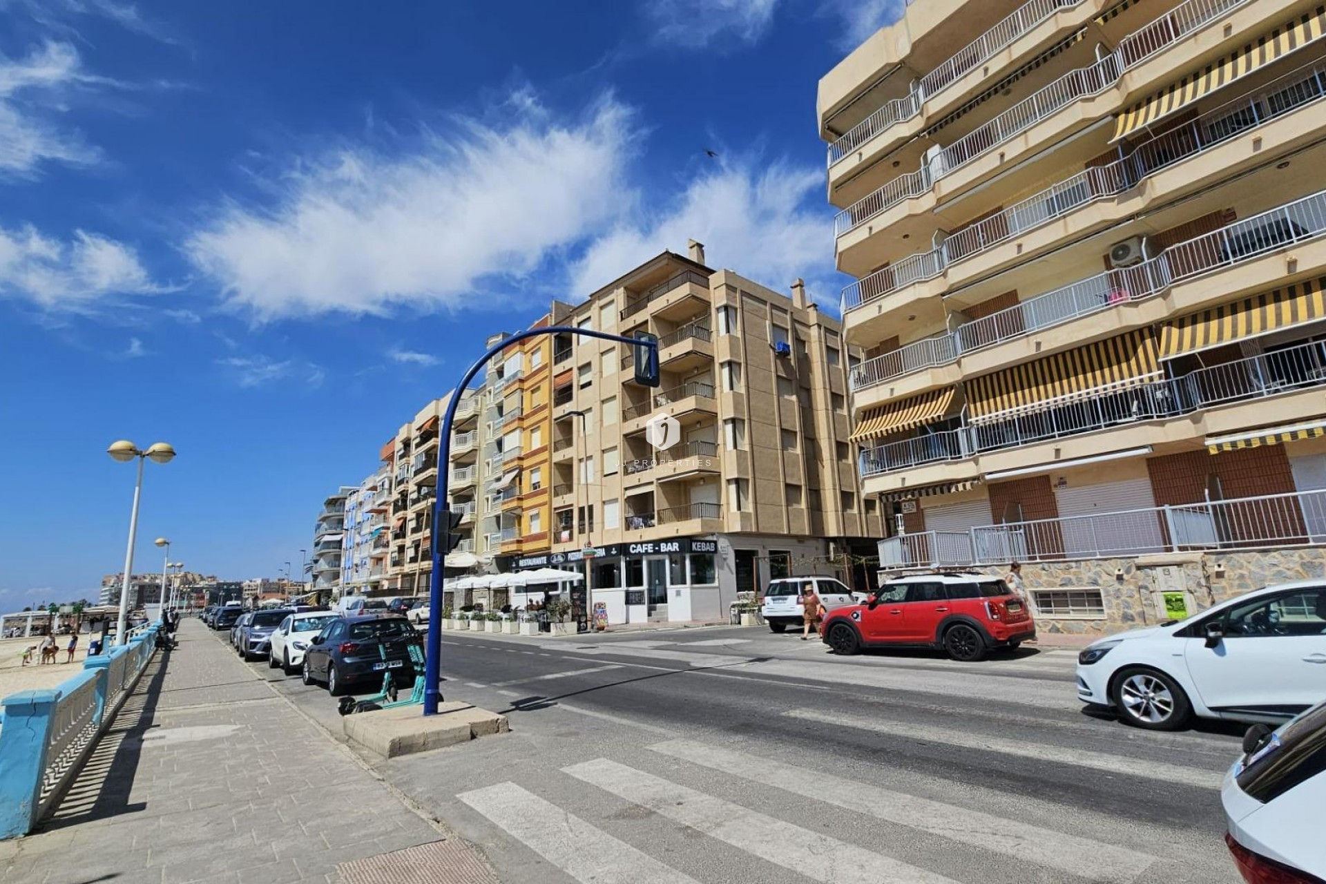 D'occasion - Appartement -
Torrevieja - Playa de los Locos