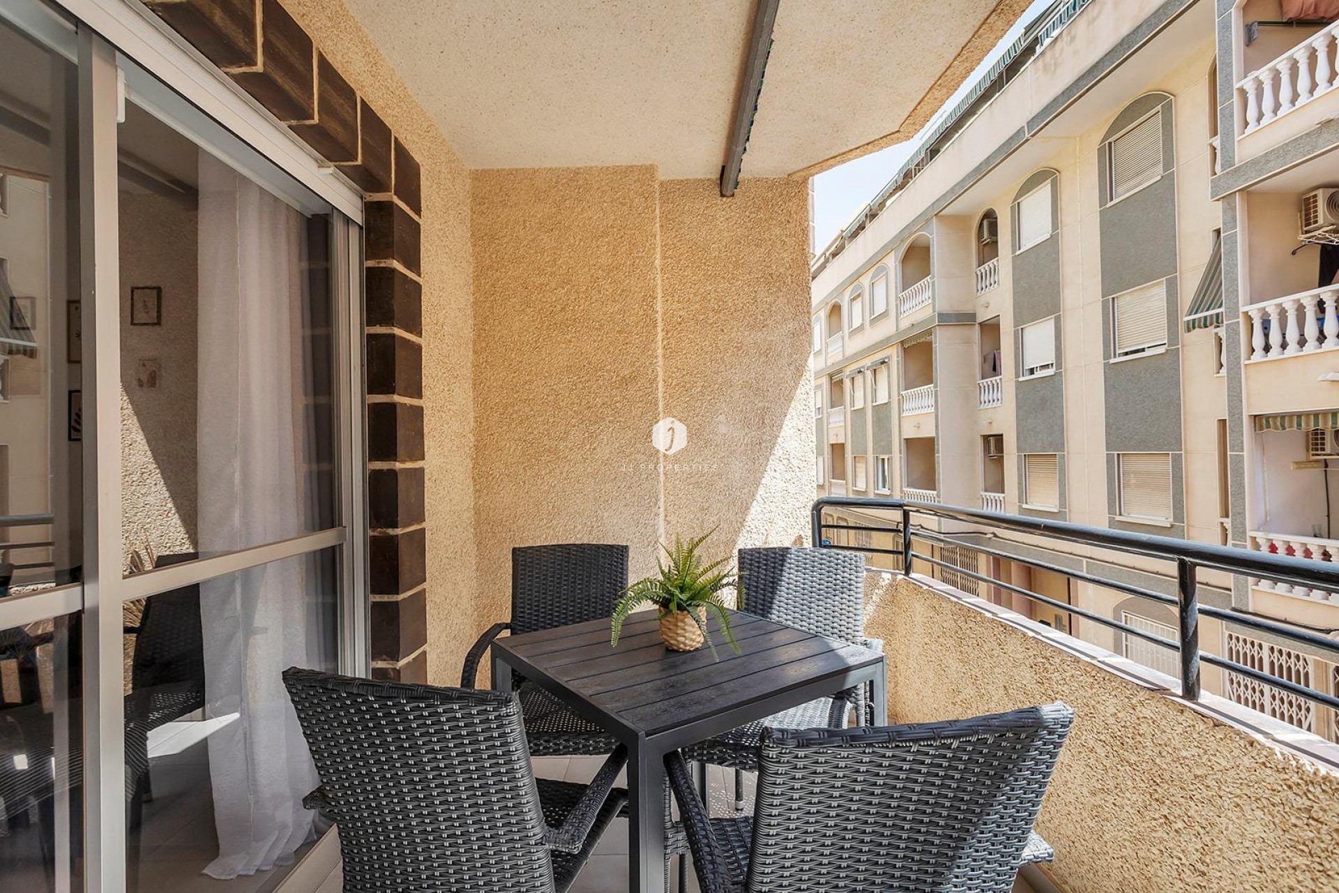 D'occasion - Appartement -
Torrevieja - Playa de los Locos