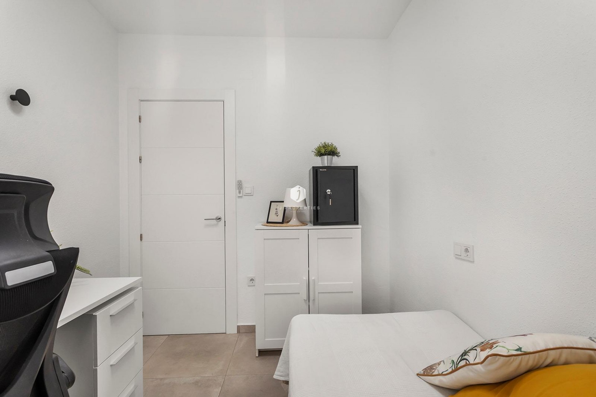 D'occasion - Appartement -
Torrevieja - Playa de los Locos