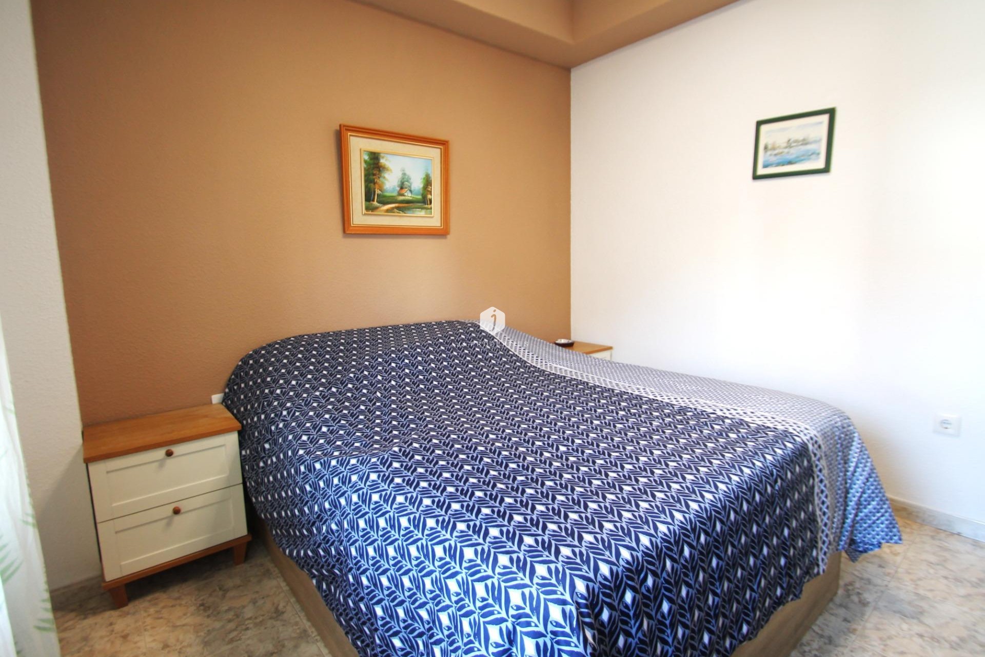 D'occasion - Appartement -
Torrevieja - Playa de los Naufragos
