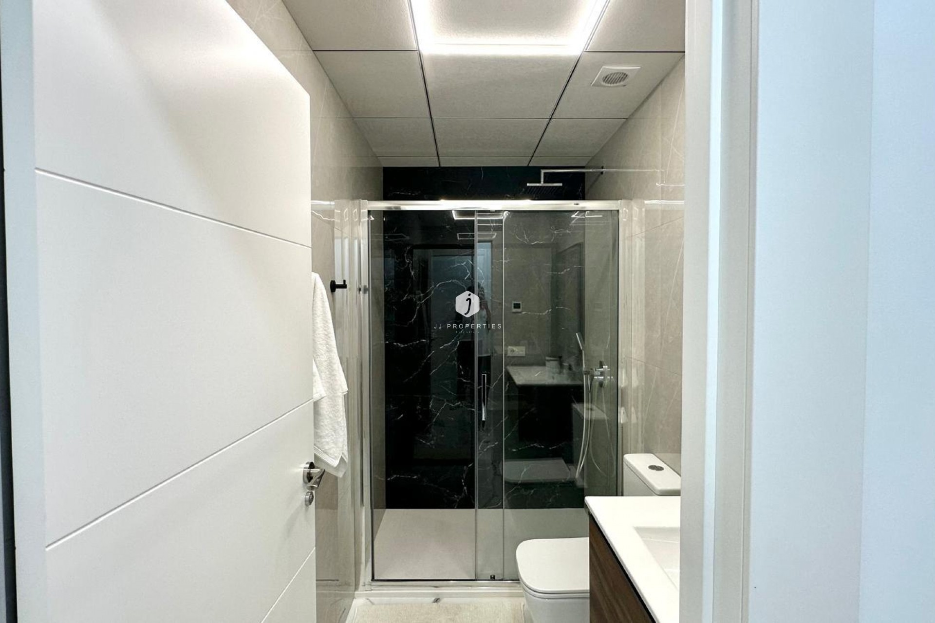 D'occasion - Appartement -
Torrevieja - Playa del Cura