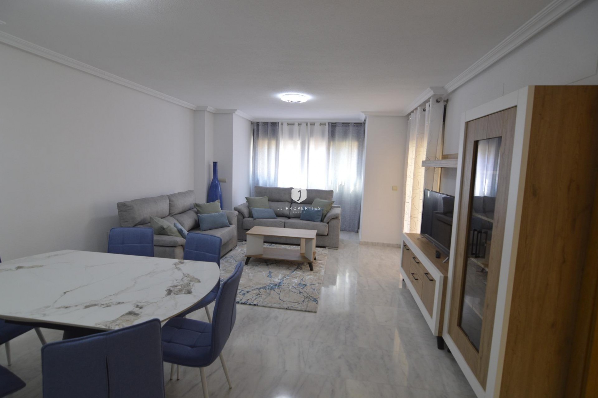 D'occasion - Appartement -
Torrevieja - Playa del Cura