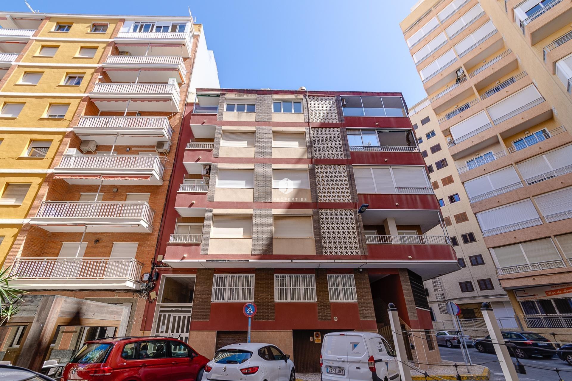 D'occasion - Appartement -
Torrevieja - Playa del Cura