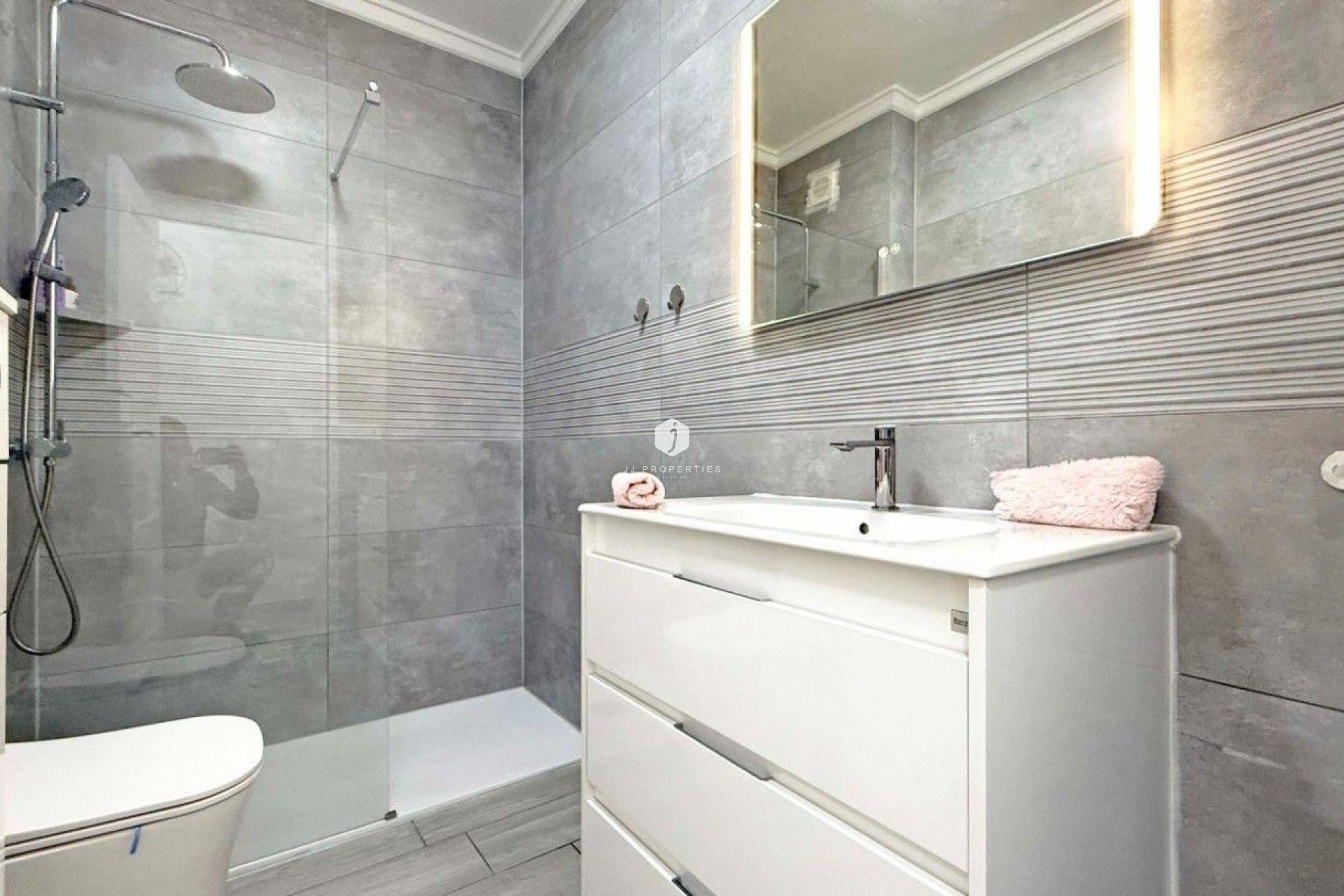 D'occasion - Appartement -
Torrevieja - Playa del Cura