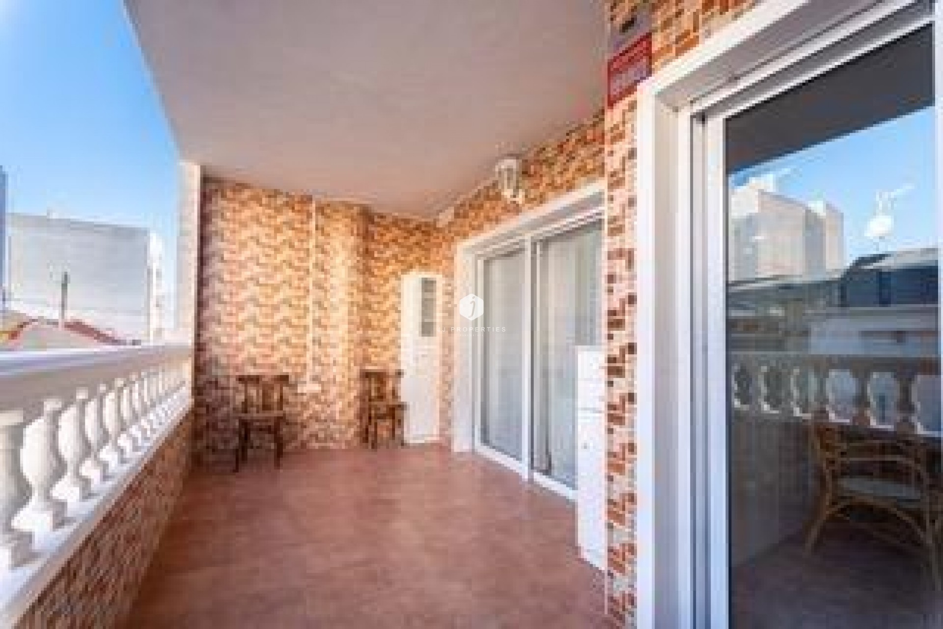 D'occasion - Appartement -
Torrevieja - Playa del Cura