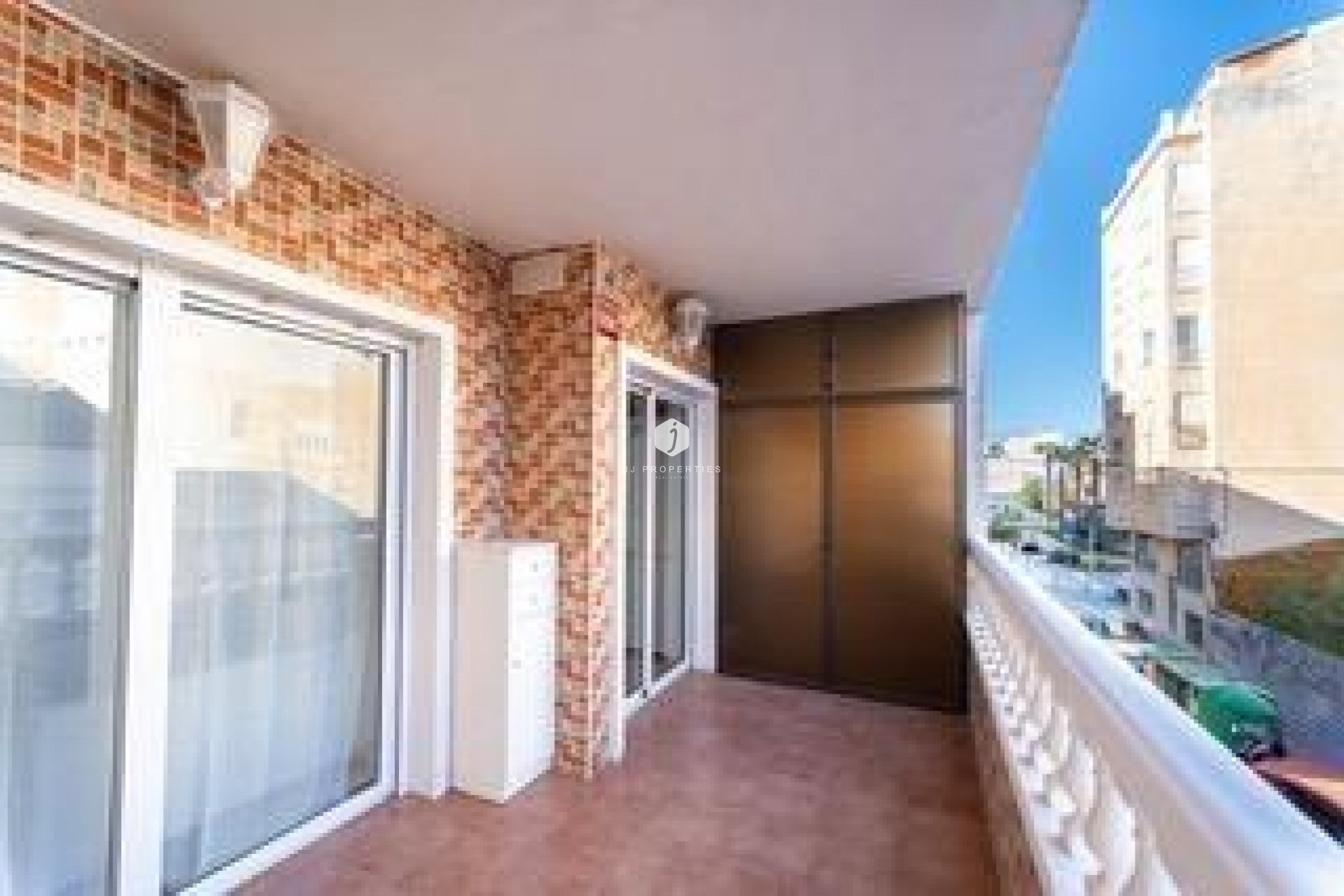 D'occasion - Appartement -
Torrevieja - Playa del Cura