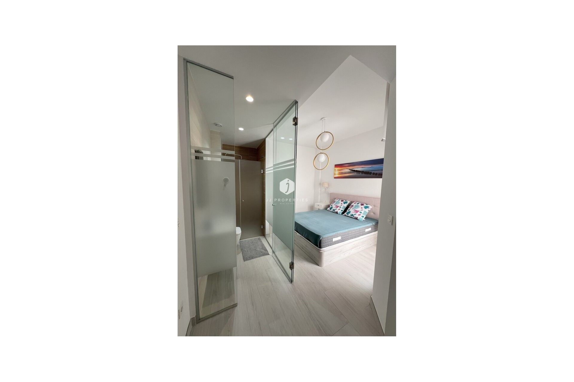 D'occasion - Appartement -
Torrevieja - Playa del Cura