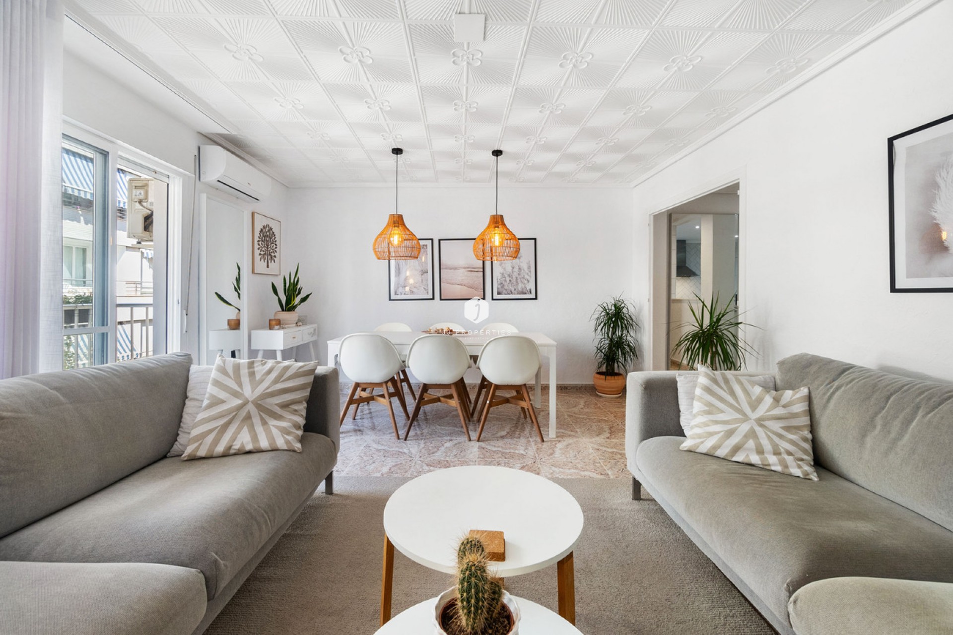 D'occasion - Appartement -
Torrevieja - Playa del Cura