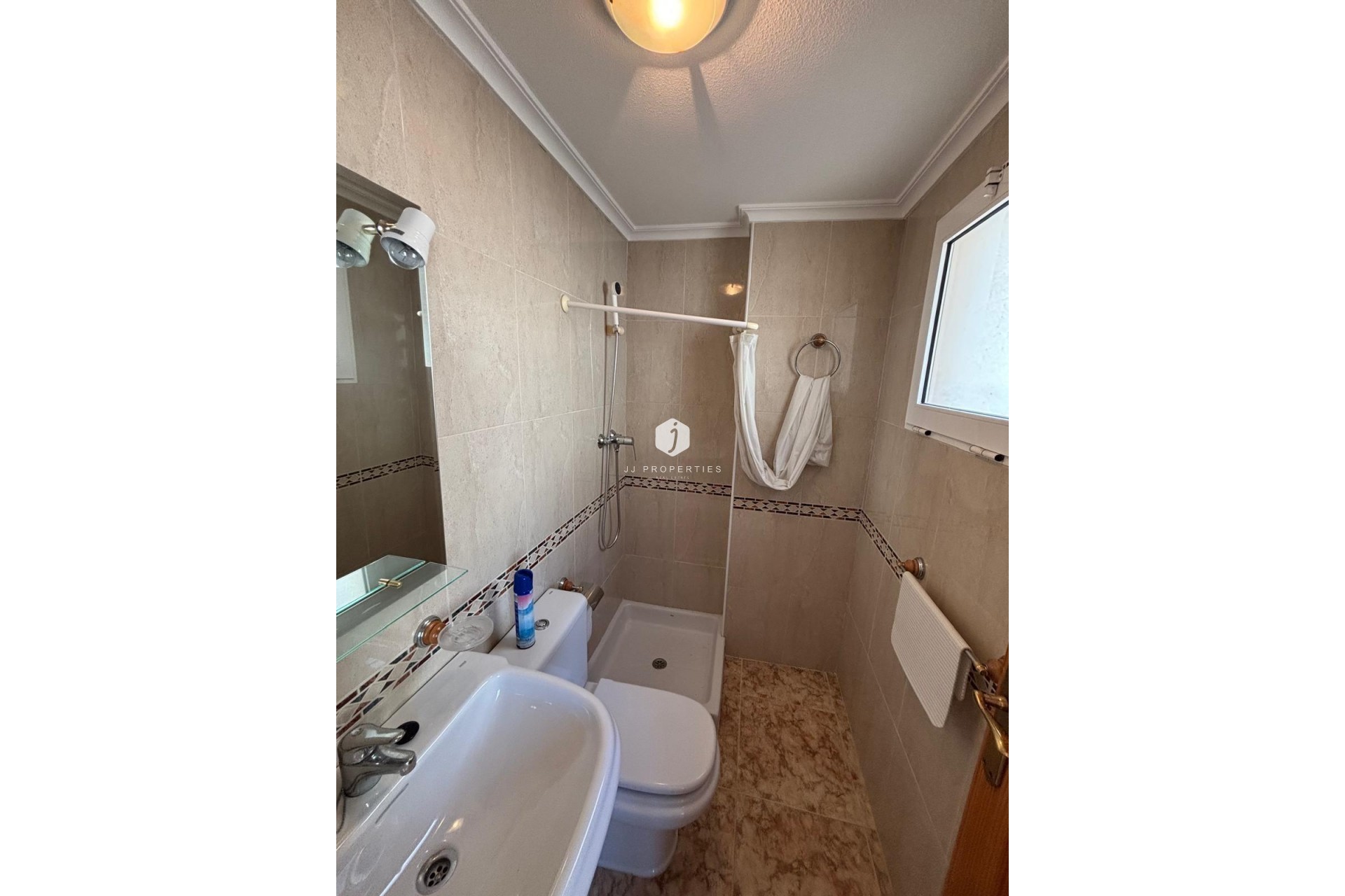 D'occasion - Appartement -
Torrevieja - Playa del Cura