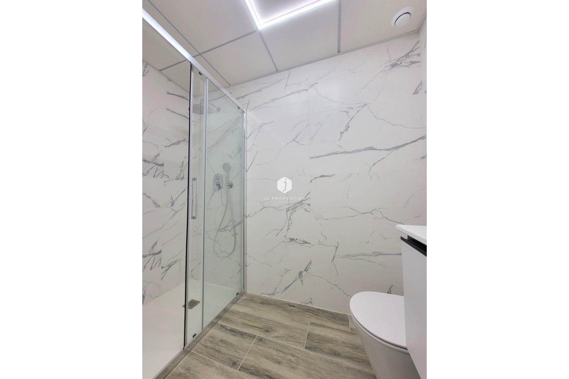 D'occasion - Appartement -
Torrevieja - Playa del Cura