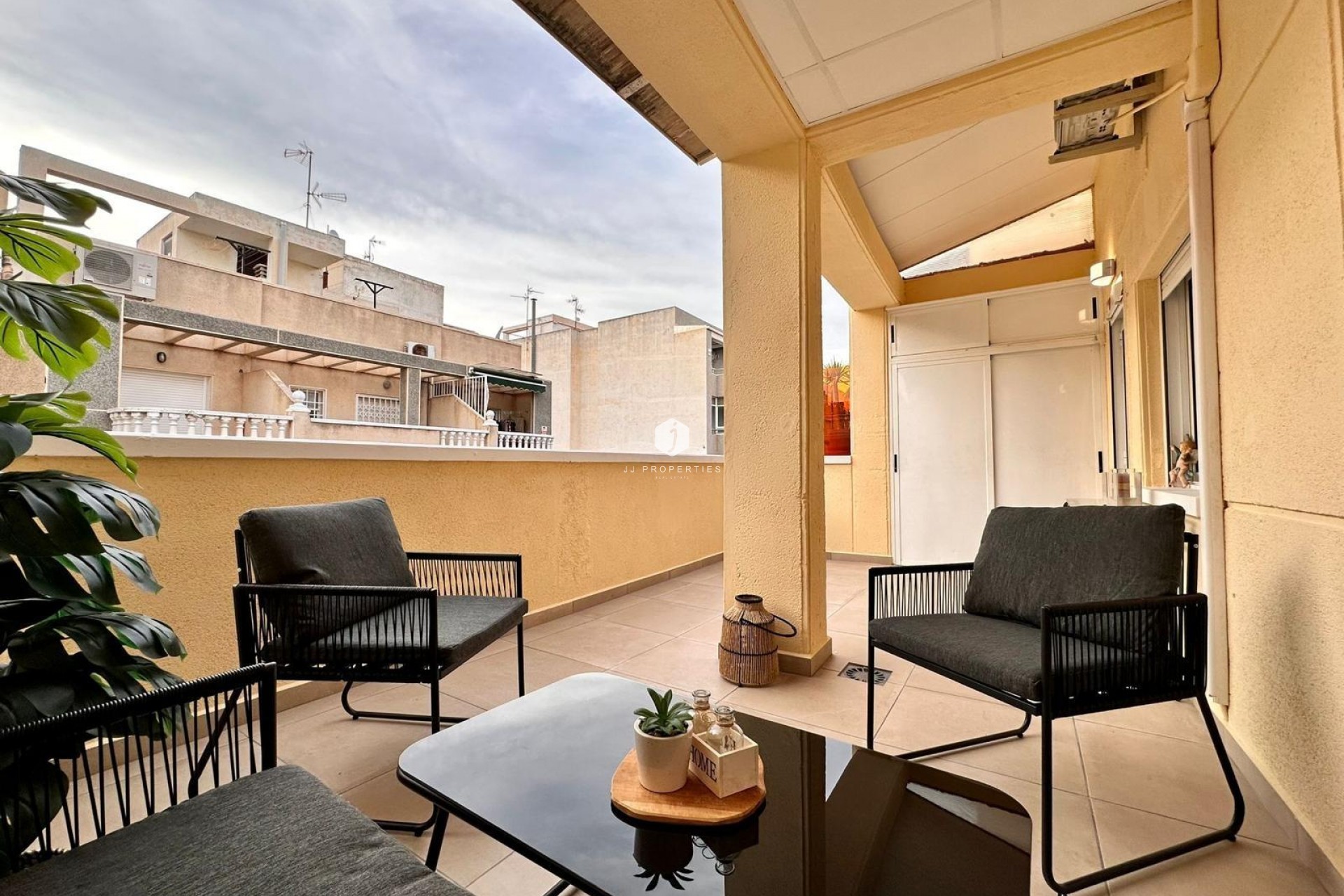 D'occasion - Appartement -
Torrevieja - Playa del Cura