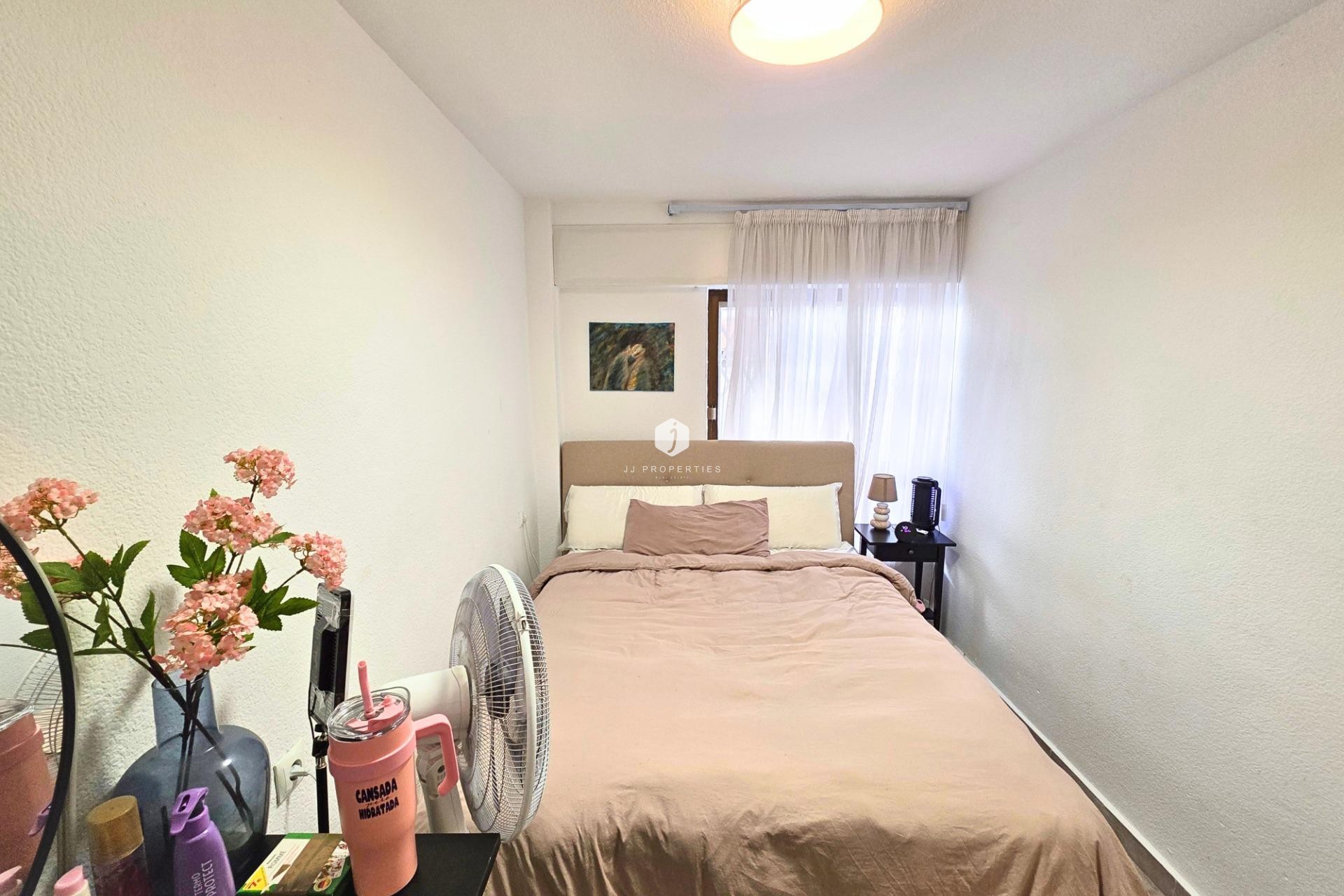 D'occasion - Appartement -
Torrevieja - Playa del Cura