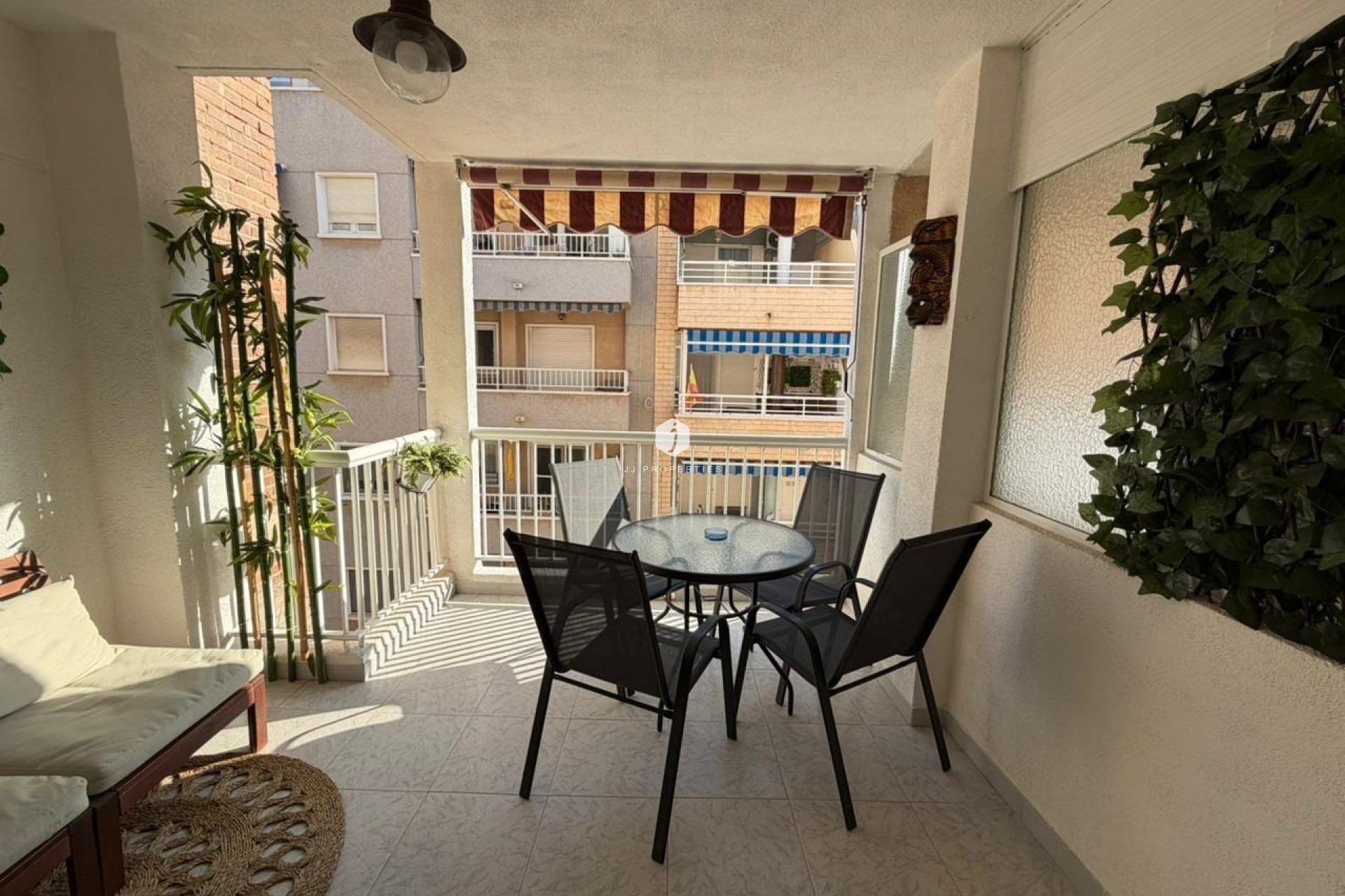 D'occasion - Appartement -
Torrevieja - Playa del Cura