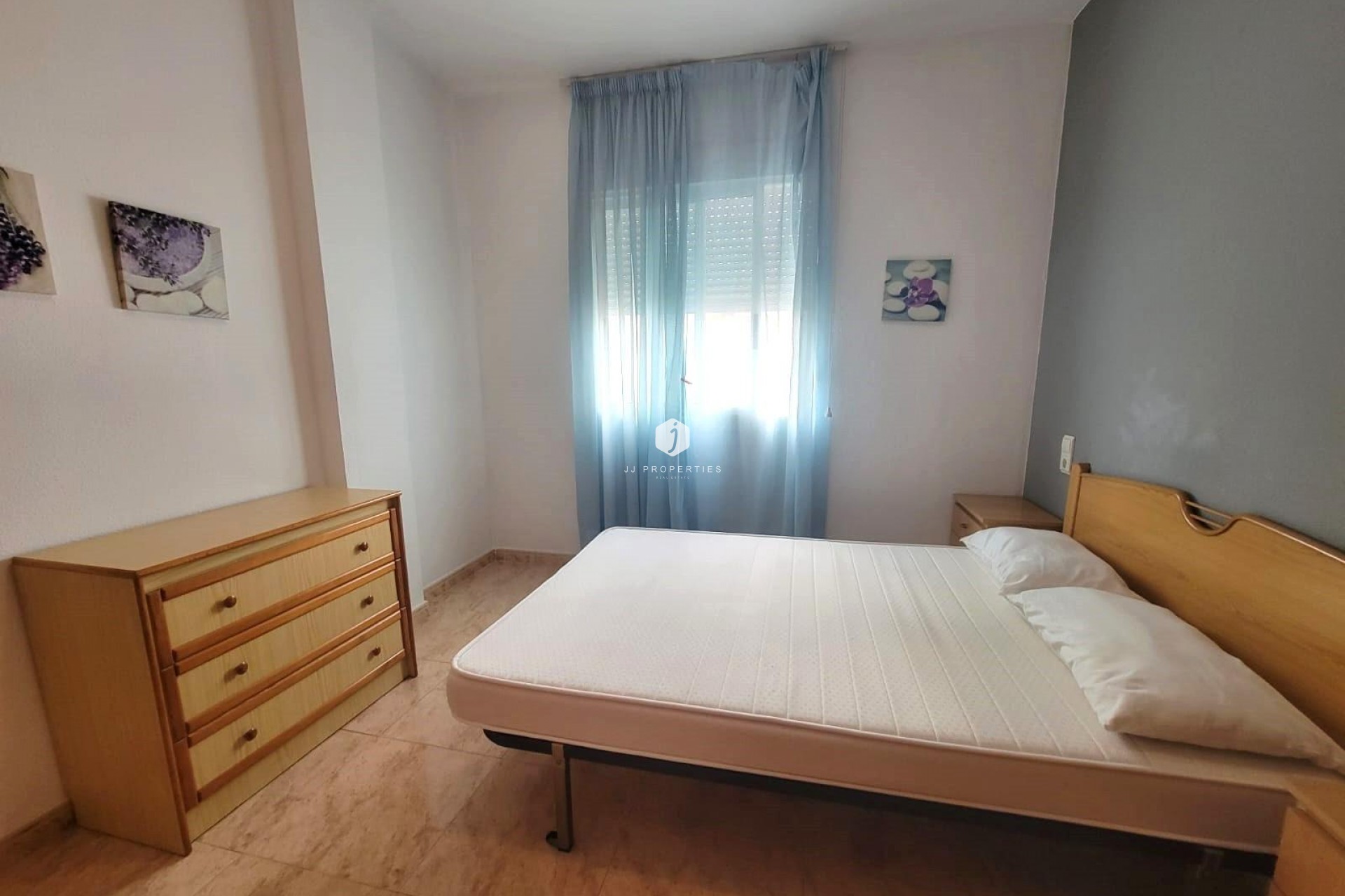 D'occasion - Appartement -
Torrevieja - Playa del Cura