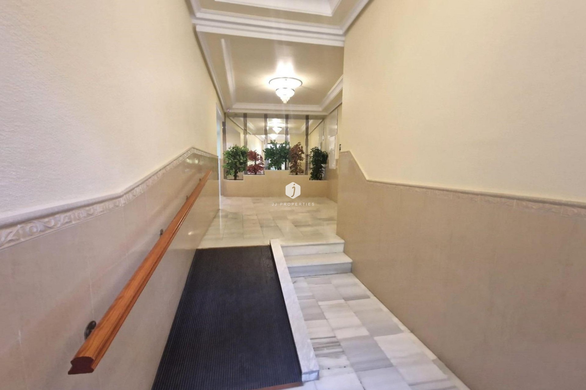 D'occasion - Appartement -
Torrevieja - Playa del Cura