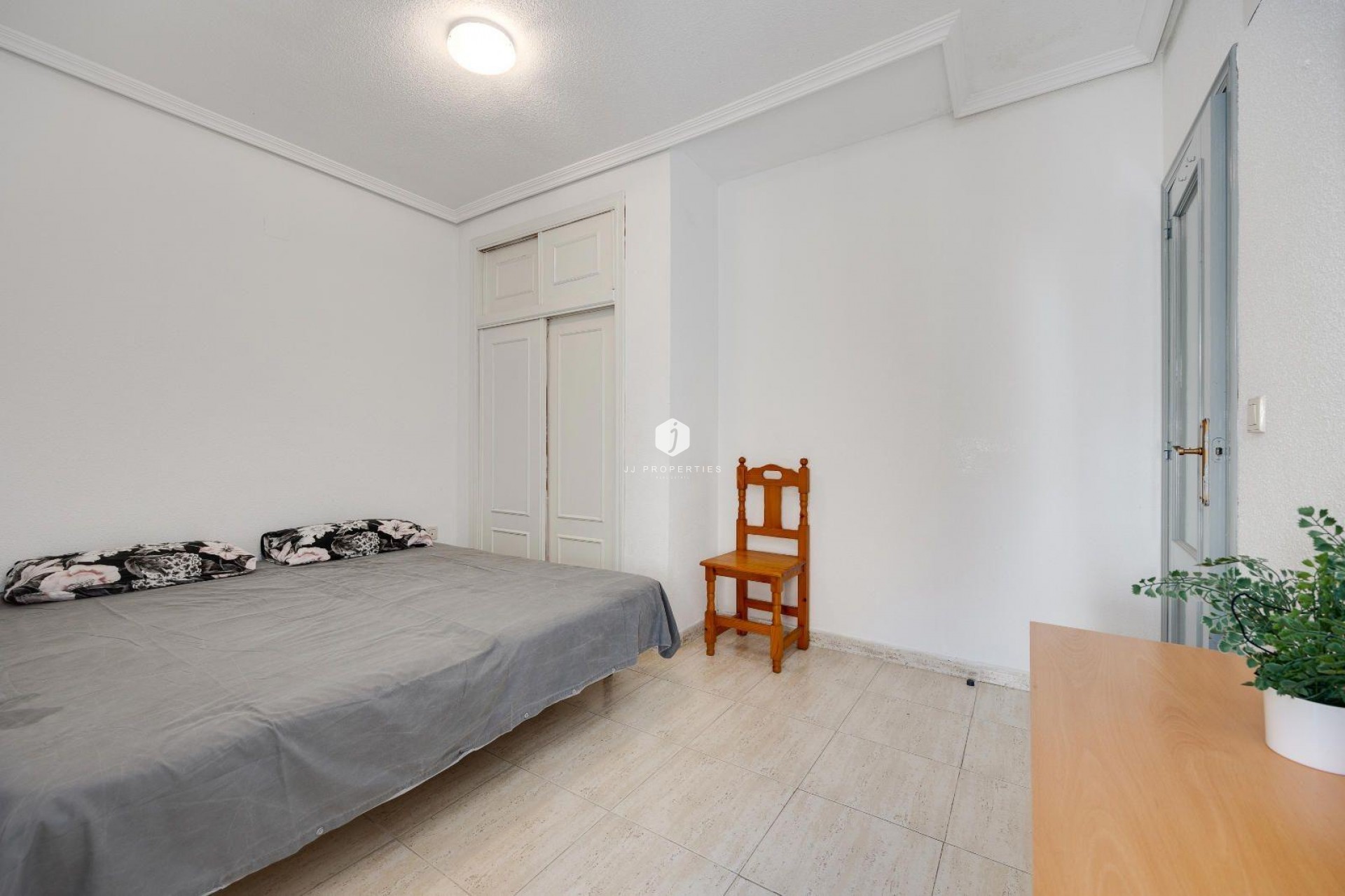 D'occasion - Appartement -
Torrevieja - Playa del Cura