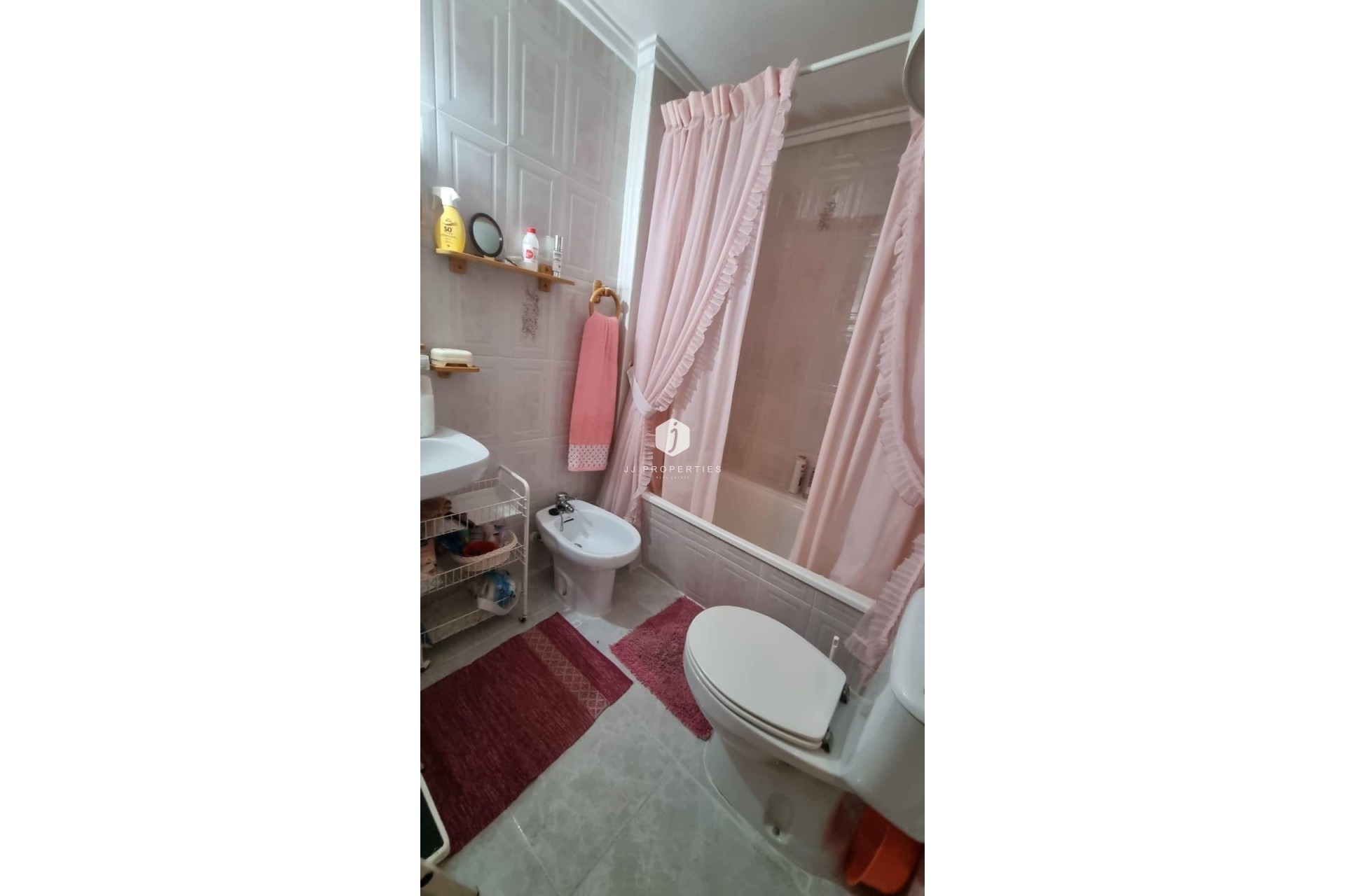 D'occasion - Appartement -
Torrevieja - Playa del Cura