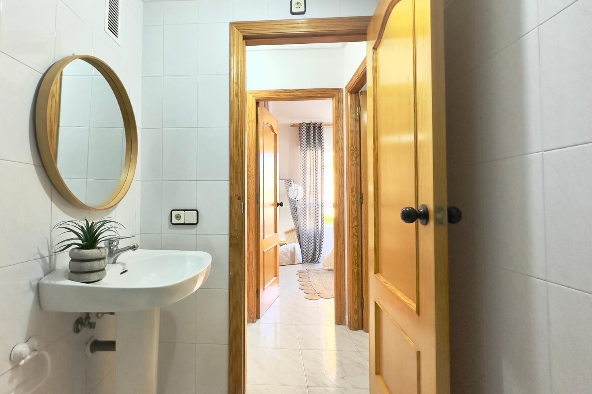 D'occasion - Appartement -
Torrevieja - Playa del Cura