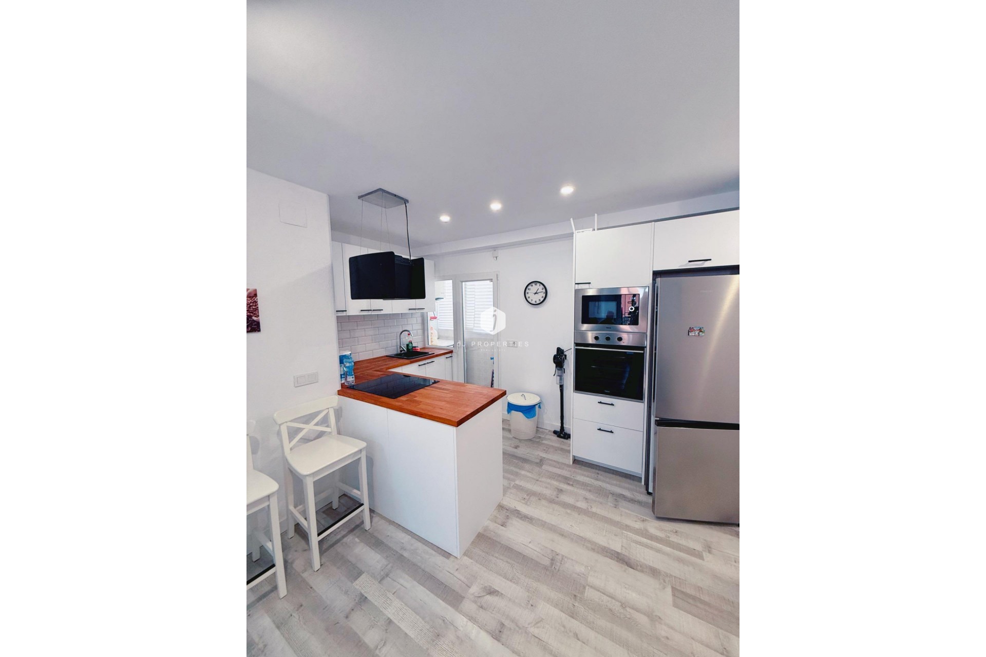 D'occasion - Appartement -
Torrevieja - Playa del Cura