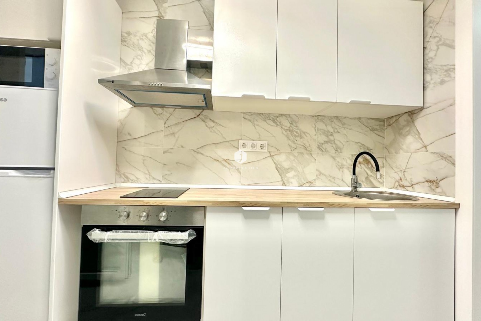 D'occasion - Appartement -
Torrevieja - Playa del Cura