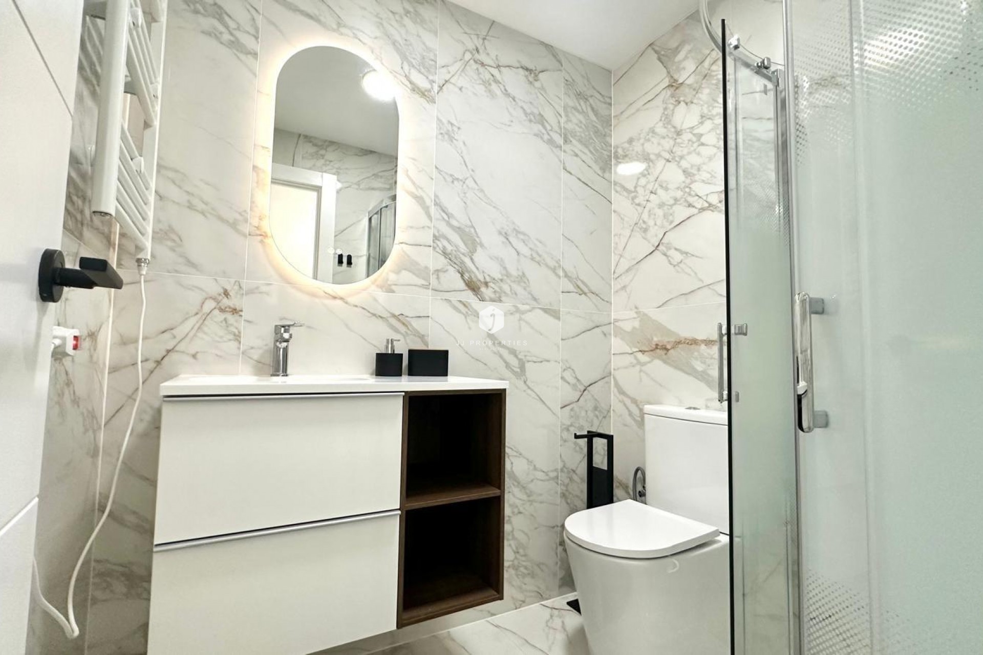 D'occasion - Appartement -
Torrevieja - Playa del Cura