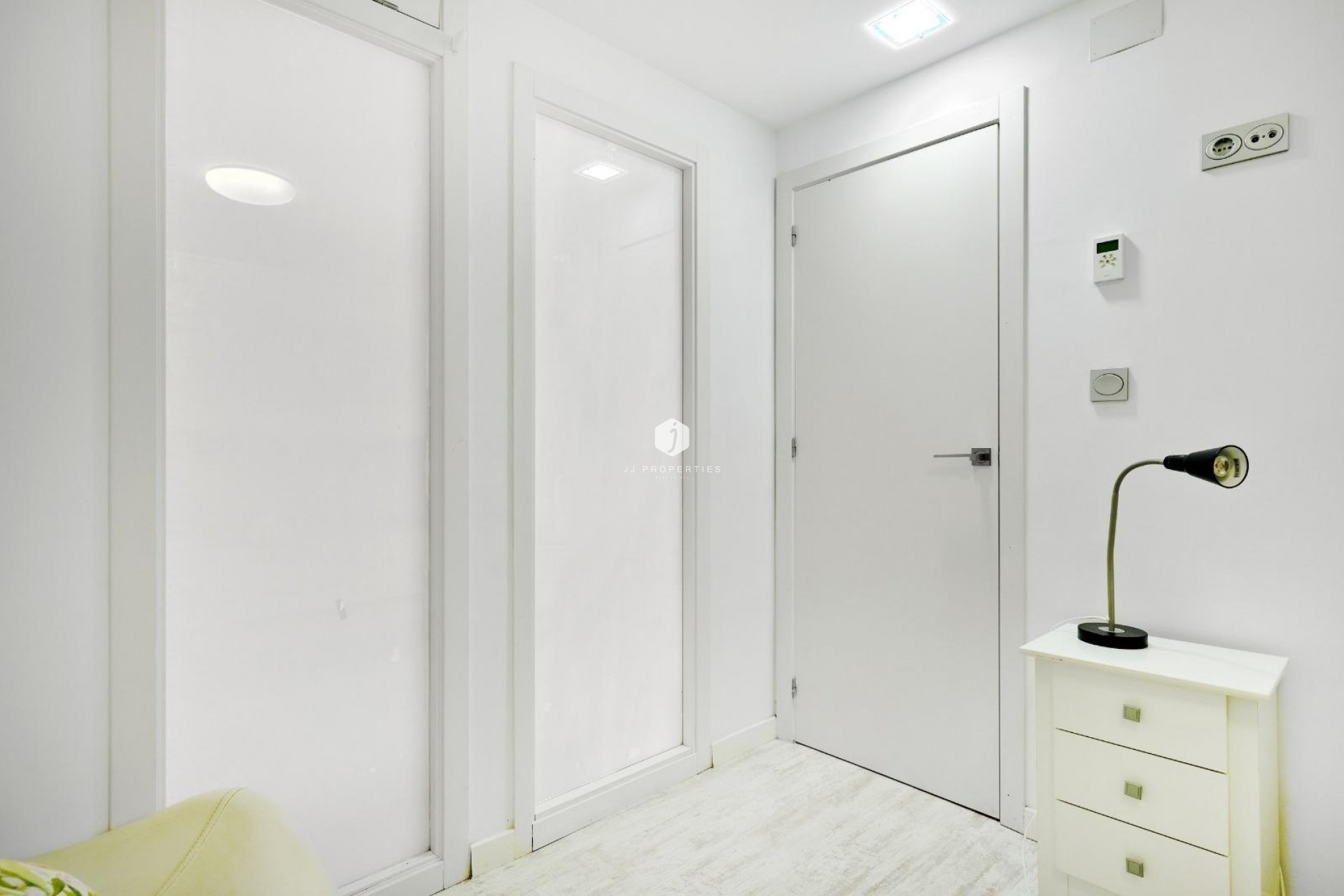 D'occasion - Appartement -
Torrevieja - Playa del Cura