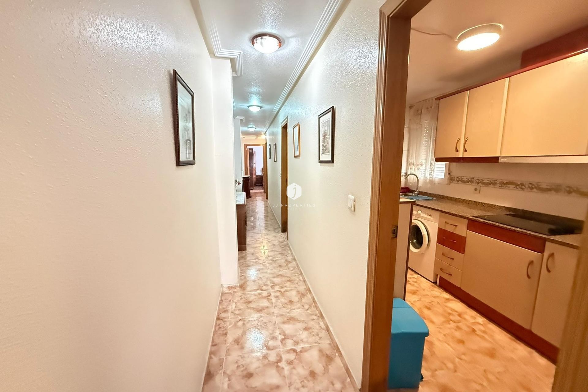 D'occasion - Appartement -
Torrevieja - Playa del Cura