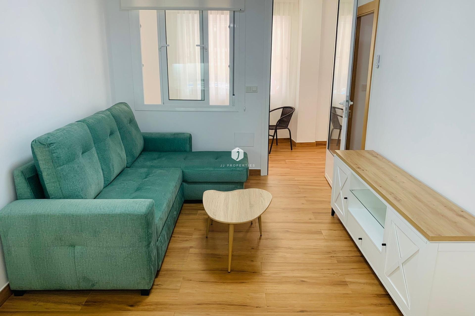 D'occasion - Appartement -
Torrevieja - Playa del Cura