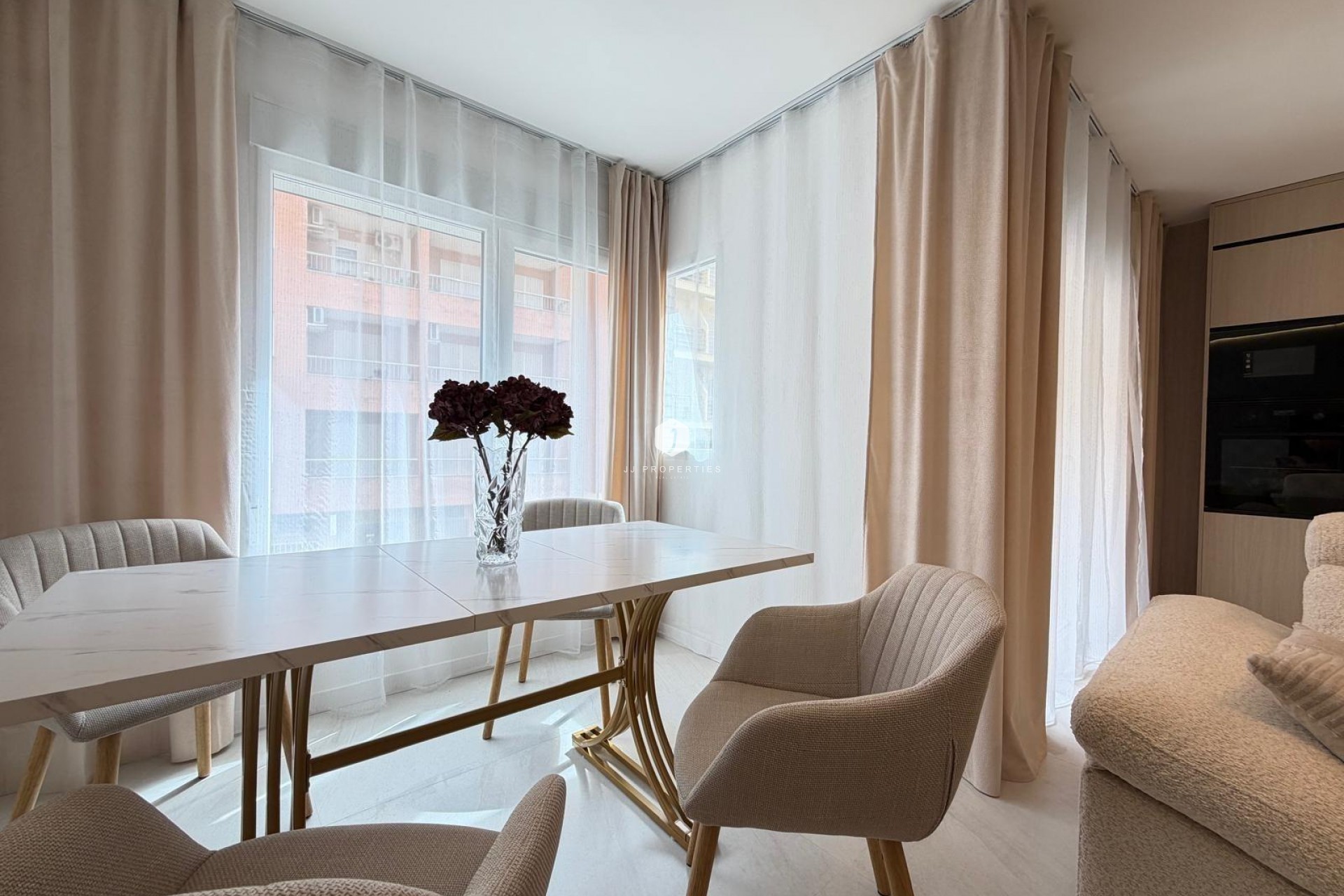 D'occasion - Appartement -
Torrevieja - Playa del Cura