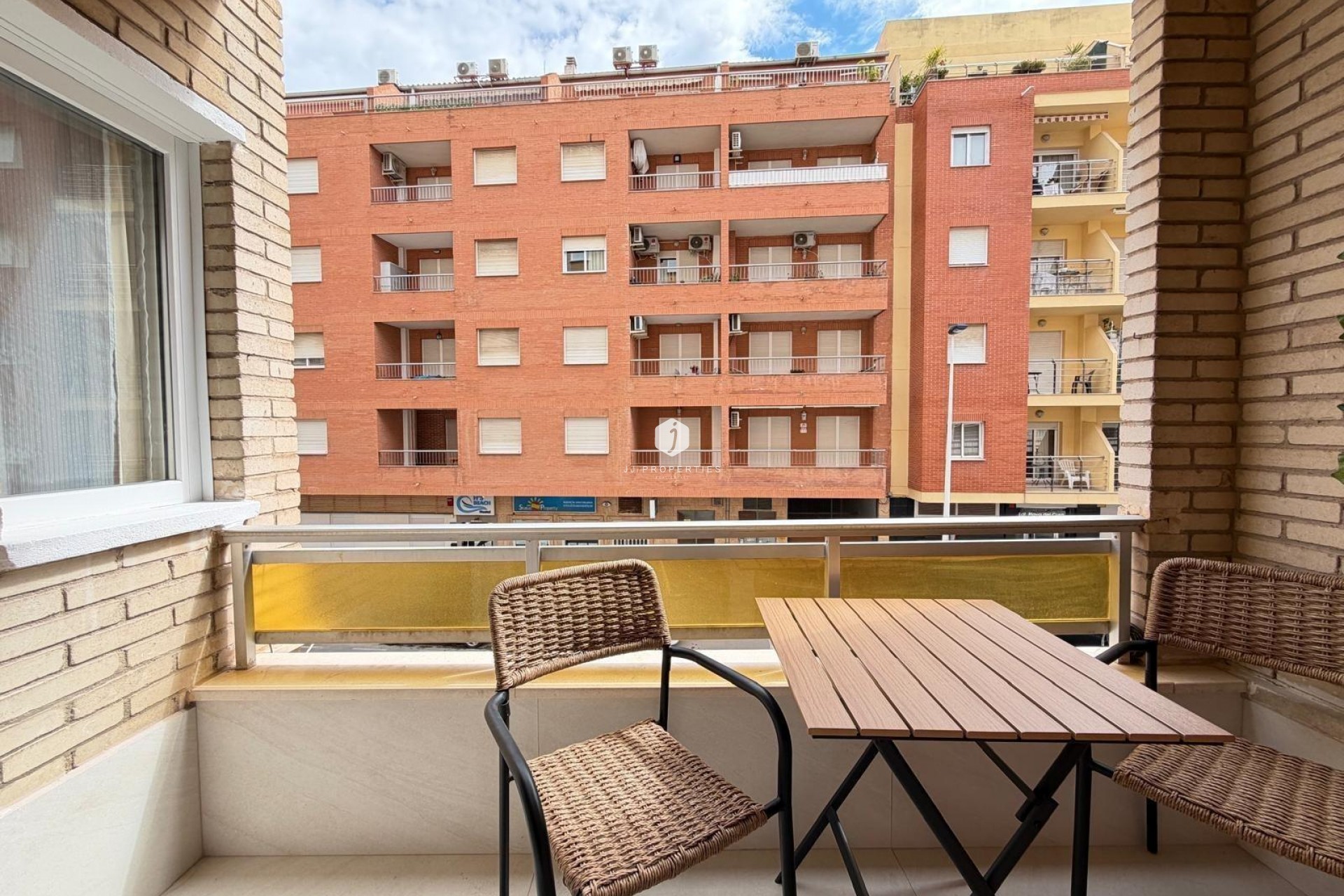 D'occasion - Appartement -
Torrevieja - Playa del Cura